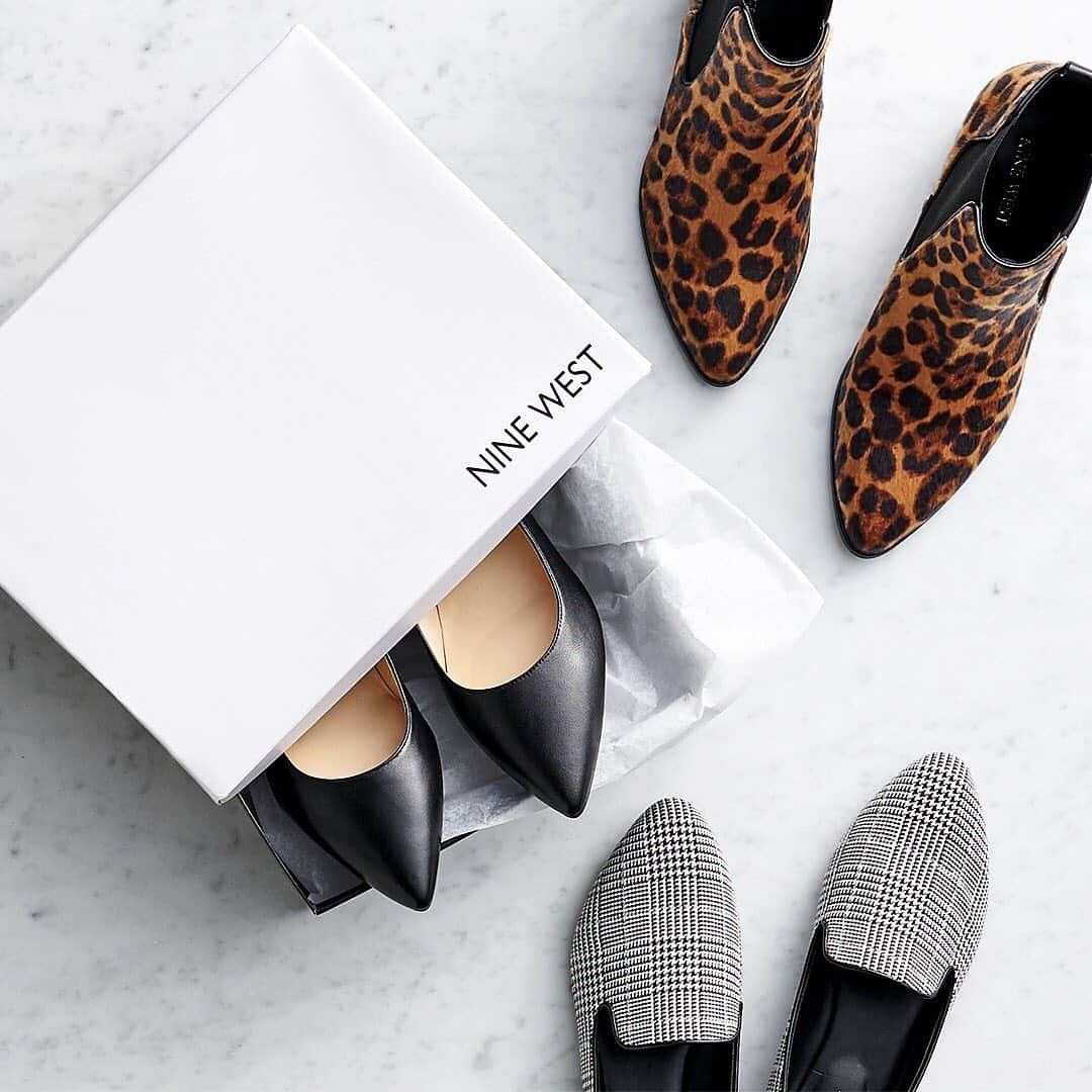 ロック&リパブリックのインスタグラム：「Three great options if you like compliments. More shoes + our full assortment of clothing, accessories, jewelry and luggage coming in September. Tap to shop. #tuesdayshoesday #Kohls #NineWestAtKohls」