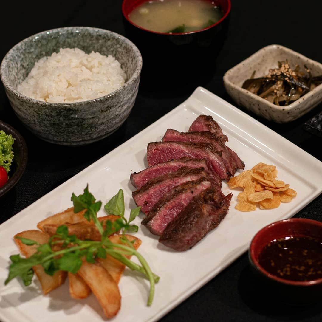 Japan Food Townさんのインスタグラム写真 - (Japan Food TownInstagram)「New Set Lunch Menu - Hokkaido Izakaya﻿ ﻿ Look this photo!! New Set Lunch Menu at "Hokkaido Izakaya" in Japan Food Town is available NOW!﻿ ﻿ Variety of Set Lunch such as Meats, Fishes, Noodles, Donburi that created as Set Lunch for your choice with affordable pricing.﻿ ﻿ Check this out and find your first choice from New Set Lunch at "Hokkaido Izakaya" in Japan Food Town.﻿ ﻿ New Set Lunch is available daily 11:00am to 14:30pm (Weekdays) 11:00am to 15:00pm (weekends).﻿ ﻿ Japan Food Town is located at 435 Orchard Road, Wisma Atria Unit 04-39/54.﻿ Hokkaido Izakaya is located at Wisma Atria #04-51 in Japan Food Town.﻿ ﻿ NEWセットランチメニュー - 北海道居酒屋﻿ ﻿ こちらの写真をご覧ください！Japan Food Town内の「北海道居酒屋」のNEWセットランチがお目見えしました！﻿ ﻿ お肉類、魚、麺類から丼物のセットまで種類も豊富なセットランチをリーズナブルなランチ価格でご用意してみなさまのご来店をお待ちいたしております。﻿ ﻿ 美味しそうなセットランチの種類が多くて迷っちゃいますね！みなさんはどのセットランチから召し上がりますか？﻿ ランチタイムはJapan Food Town内の「北海道居酒屋」へ是非どうぞ！﻿ ﻿ 「北海道居酒屋」のセットランチはウィークデー（午前11:00〜午後14:30）、週末（午前11:00〜午後15:00）も毎日ご利用頂けます！﻿ ﻿ Japan Food Townは435 Orchard Road, Wisma Atria Unit 04-39/54にあります。﻿ 北海道居酒屋はJapan Food Town内、Wisma Atria #04-51にあります。﻿ ﻿ #hokkaidoizakaya #wagyu #a4 #steak #hokkaido #donburi #salmon #soba #curry ﻿ #japanfoodtown #japanesefood #eatoutsg #sgeat #foodloversg#sgfoodporn #sgfoodsteps #instafoodsg #japanesefoodsg #foodsg#orchard #sgfood #japan #goodeats #foodstagram #wismaatria #singapore#instafood #setlunch﻿ ﻿ ﻿」8月6日 15時31分 - japanfoodtown