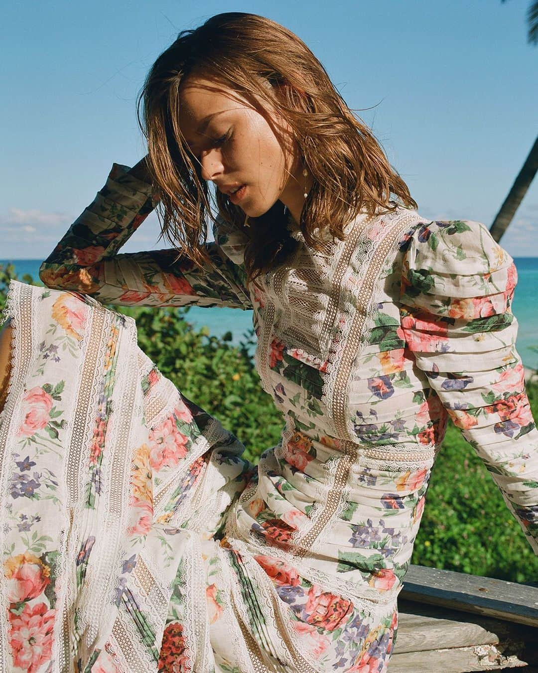 ジマーマンさんのインスタグラム写真 - (ジマーマンInstagram)「Summer Days: The Allia Pintuck Long Dress from our Summer Swim 19 Collection. #summerswim19 #zimmermann」8月6日 16時05分 - zimmermann