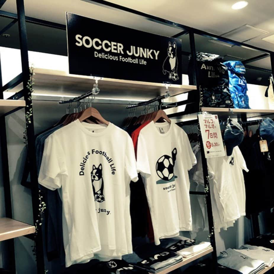 I_am_soccerjunkyさんのインスタグラム写真 - (I_am_soccerjunkyInstagram)「Claudiopandiani shop . ラグビーワールドカップまであと44日。  #shibuya #shibuyamarui #5f  #渋谷マルイ #soccer #rugby #tennis #basketball #casual #ラグビーワールドカップ2019 #soccerjunky #frenchbulldog #bostonterrier #buhi #claudiopandiani」8月6日 16時34分 - soccerjunky_official