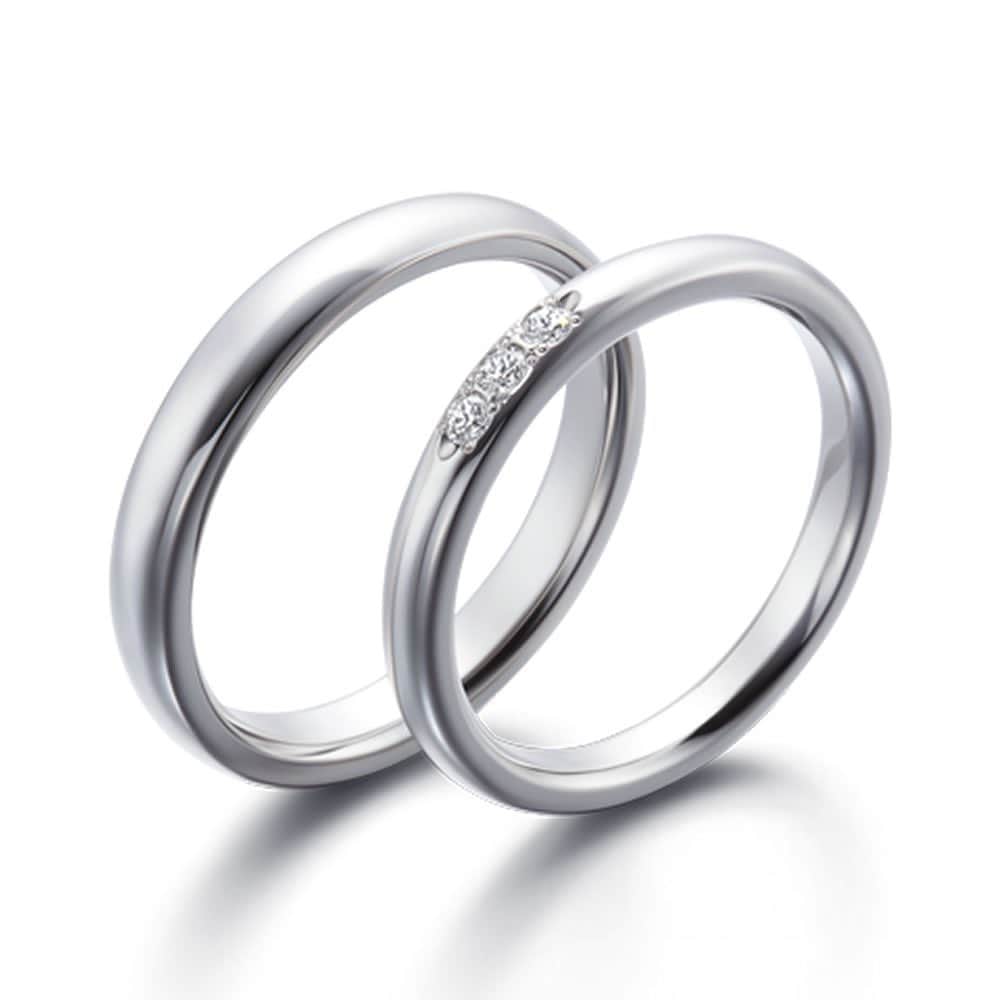 婚約・結婚指輪のI-PRIMO（アイプリモ）公式アカウントさんのインスタグラム写真 - (婚約・結婚指輪のI-PRIMO（アイプリモ）公式アカウントInstagram)「* 【必ず見つかる、ふたりだけの組み合わせ】 好みや個性に合わせてリングの幅や素材、ダイヤモンドの数を自在にカスタマイズ。お互いの個性や好みにぴったりと合う特別な組み合わせで、おふたりの想いをカタチに。 結婚指輪：オリジンビリーフ  #アイプリモ_オリジンビリーフ * #iprimo #アイプリモ #婚約指輪 #結婚指輪 #ブライダルリング #エンゲージリング #マリッジリング #エタニティリング #プレ花嫁 #結婚準備 #婚約 #結婚 #令和婚 #2019秋婚 #2019冬婚 #wedding #日本中のプレ花嫁さんと繋がりたい」8月6日 16時47分 - iprimo_official