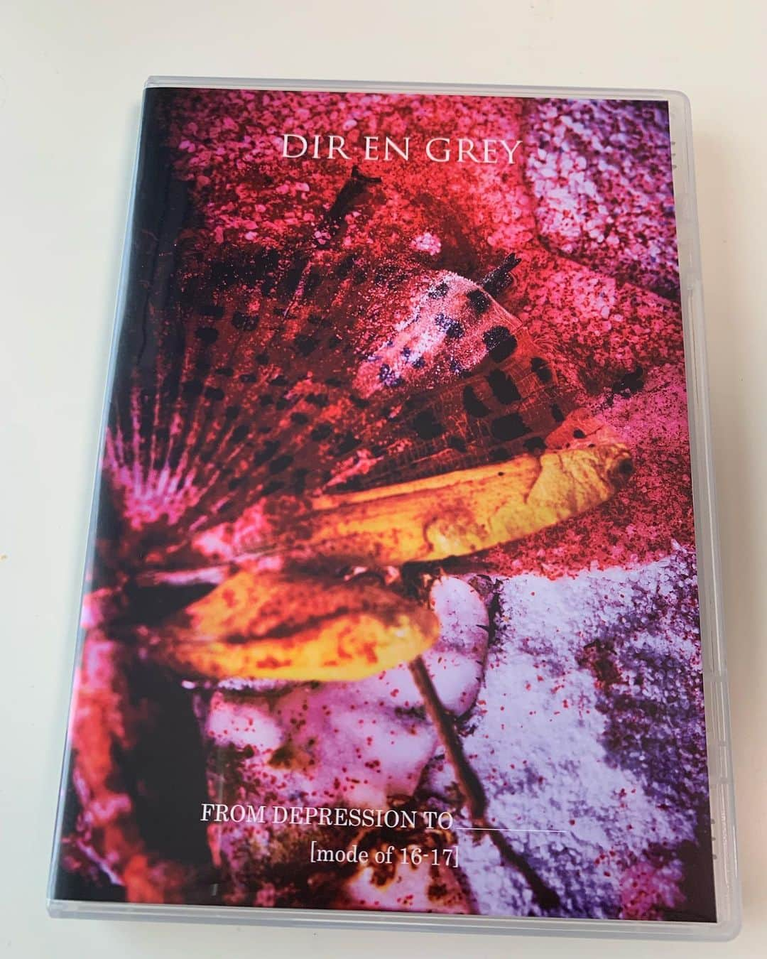 柴崎貴広さんのインスタグラム写真 - (柴崎貴広Instagram)「DIR EN GREY LIVE COLLECTION Blu-ray & DVD 『FROM DEPRESSION TO ________ [mode of 16-17]』 #DIRENGREY  #大好きです  #フラゲ」8月6日 16時45分 - shibasaki26