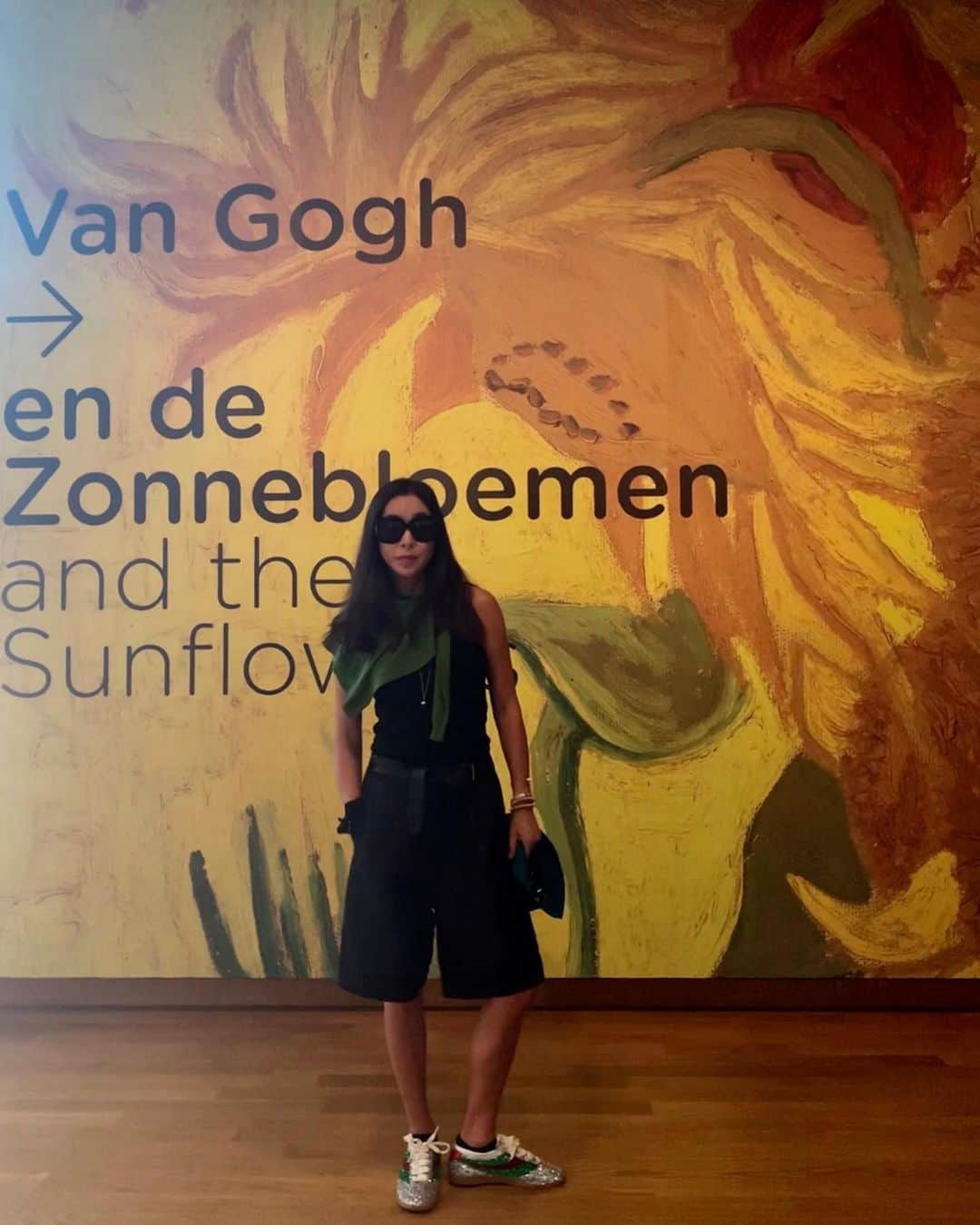 リー・ウネ・ヨンさんのインスタグラム写真 - (リー・ウネ・ヨンInstagram)「#amsterdam #나의사랑고호 #vangoghmuseum “드디어 본다!”」8月6日 17時08分 - leehaeyoung1730