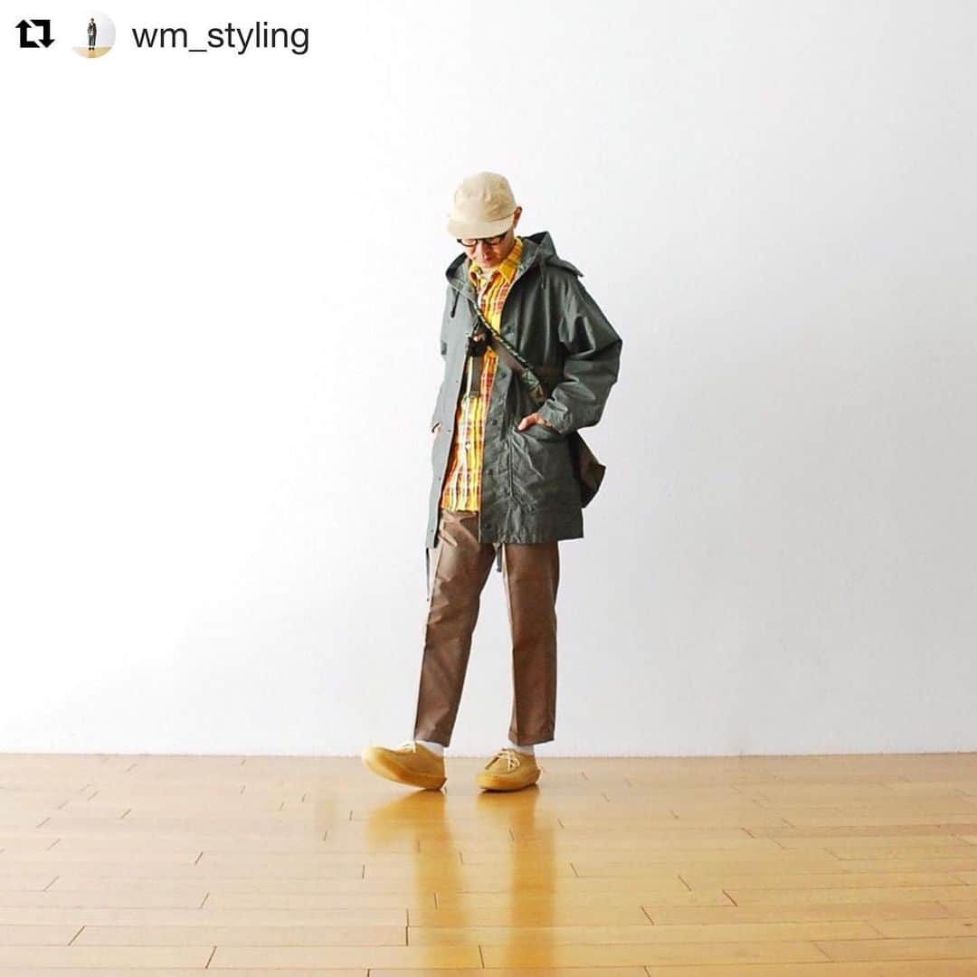 wonder_mountain_irieさんのインスタグラム写真 - (wonder_mountain_irieInstagram)「#Repost @wm_styling with @get_repost ・・・ ［#19AW_WM_styling.］ _ styling.(height 175cm weight 59kg) cap→ #HenderScheme ￥16,200- eyewear→ #LescaLUNETIER ￥39,960- jacket→ #engineeredgarments ￥56,160- shirts→ #EngineeredGrments ￥29,160- pants→ #itten. ￥27,000- shoes→ #HenderScheme ￥45,360- bag→ #HenderScheme ￥18,360- mobile strap→ #EPM ￥7,344- _ 〈online store / @digital_mountain〉 → http://www.digital-mountain.net _ 【オンラインストア#DigitalMountain へのご注文】 *24時間受付 *15時までのご注文で即日発送 *1万円以上ご購入で送料無料 tel：084-973-8204 _ We can send your order overseas. Accepted payment method is by PayPal or credit card only. (AMEX is not accepted)  Ordering procedure details can be found here. >>http://www.digital-mountain.net/html/page56.html _ 本店：@Wonder_Mountain_irie 系列店：@hacbywondermountain (#japan #hiroshima #日本 #広島 #福山) _」8月6日 17時17分 - wonder_mountain_