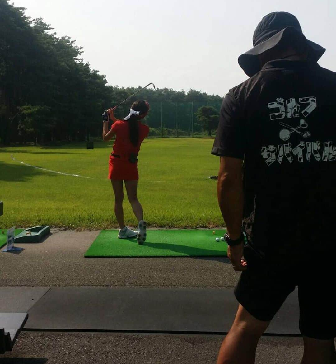 野田すみれさんのインスタグラム写真 - (野田すみれInstagram)「ゴルフサバイバルの撮影でした📸♡ 10月の陣⛳️ お楽しみに❤️ . . . . . . . 様々な特典がございますので、 詳しくは公式サイトをチェック❣️ 公式サイト「SUMIRE-IRO」 URL : https://sumire-iro.com リンクはプロフィール欄に設置してます！ . . #ラジオ #エフエム世田谷 #クレジット #SUMIREIRO #sumirepremiumfamily  #すみれwithラウンド #有料会員  #コンペ開催  #旅行  #北海道  #沖縄 #ゴルフ #ゴルフサバイバル」8月6日 17時30分 - sumire0208