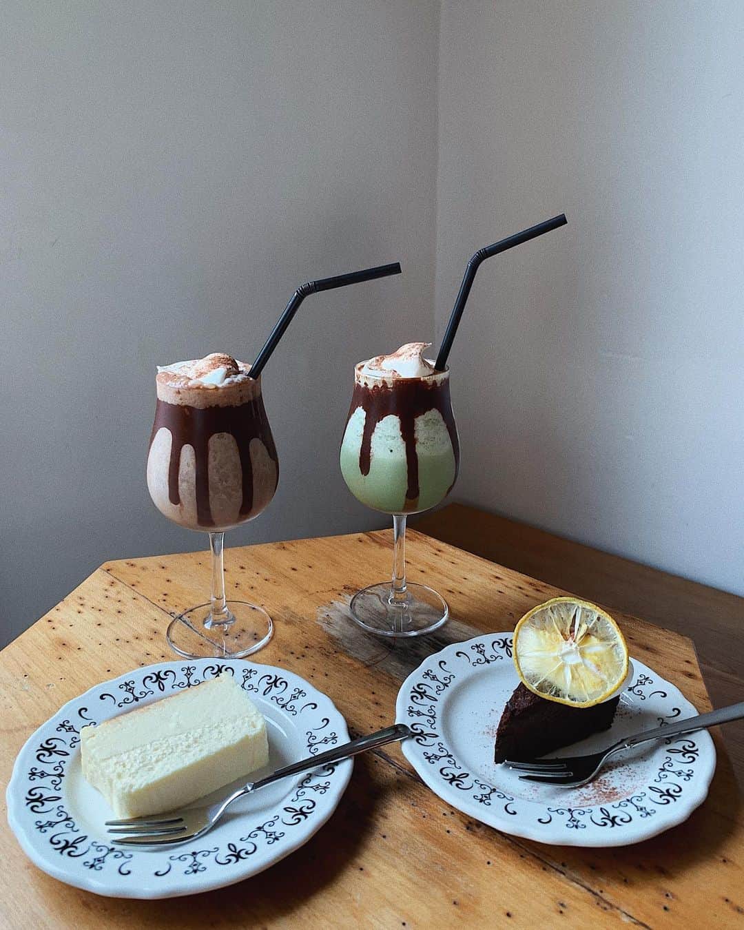 草野春香のグルメインスタ