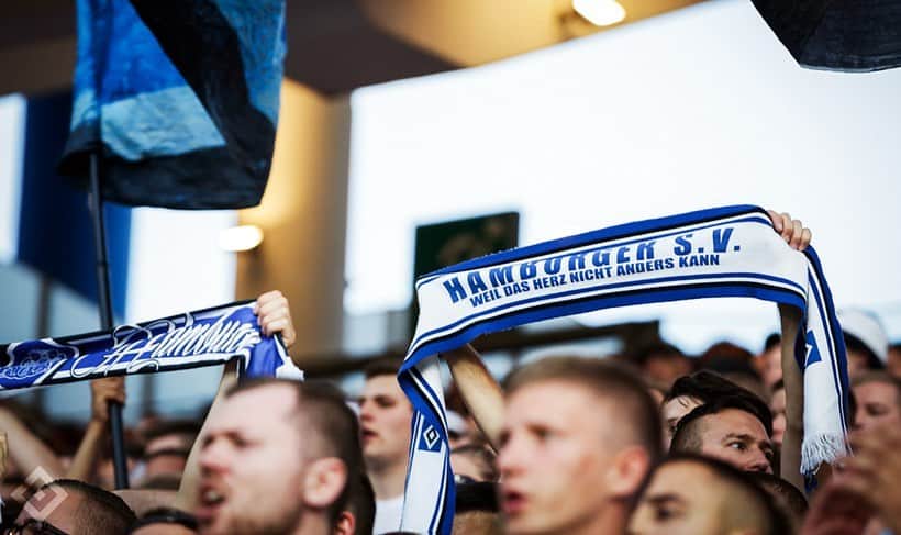 ハンブルガーSVさんのインスタグラム写真 - (ハンブルガーSVInstagram)「Montagabend. Nürnberg. 4000 HSV-Fans. Wahnsinn. 😍 #nurderHSV #allezusammen #FCNHSV  ____ 📸 @foto_matze」8月6日 17時35分 - hsv