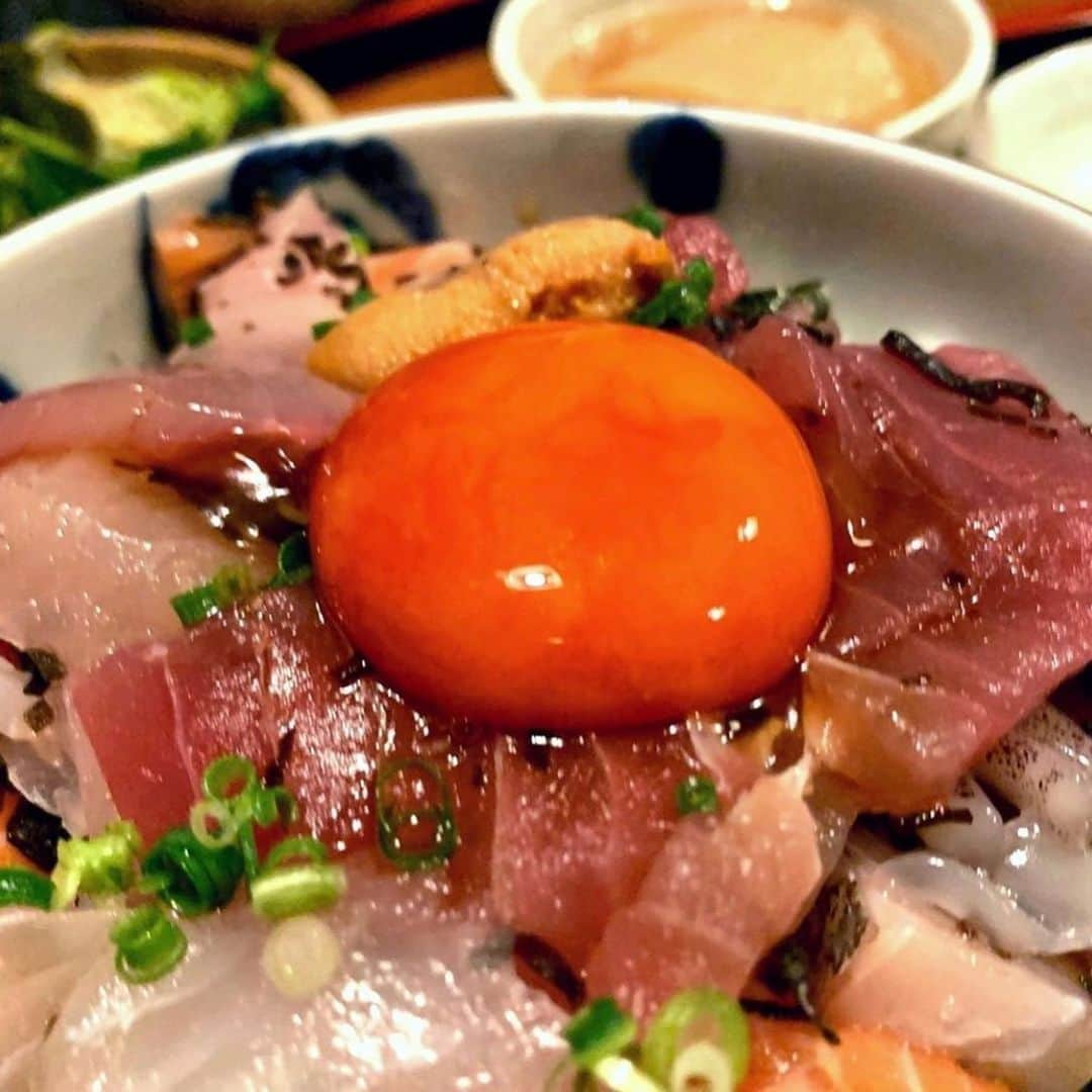 aumoグルメのグルメインスタ