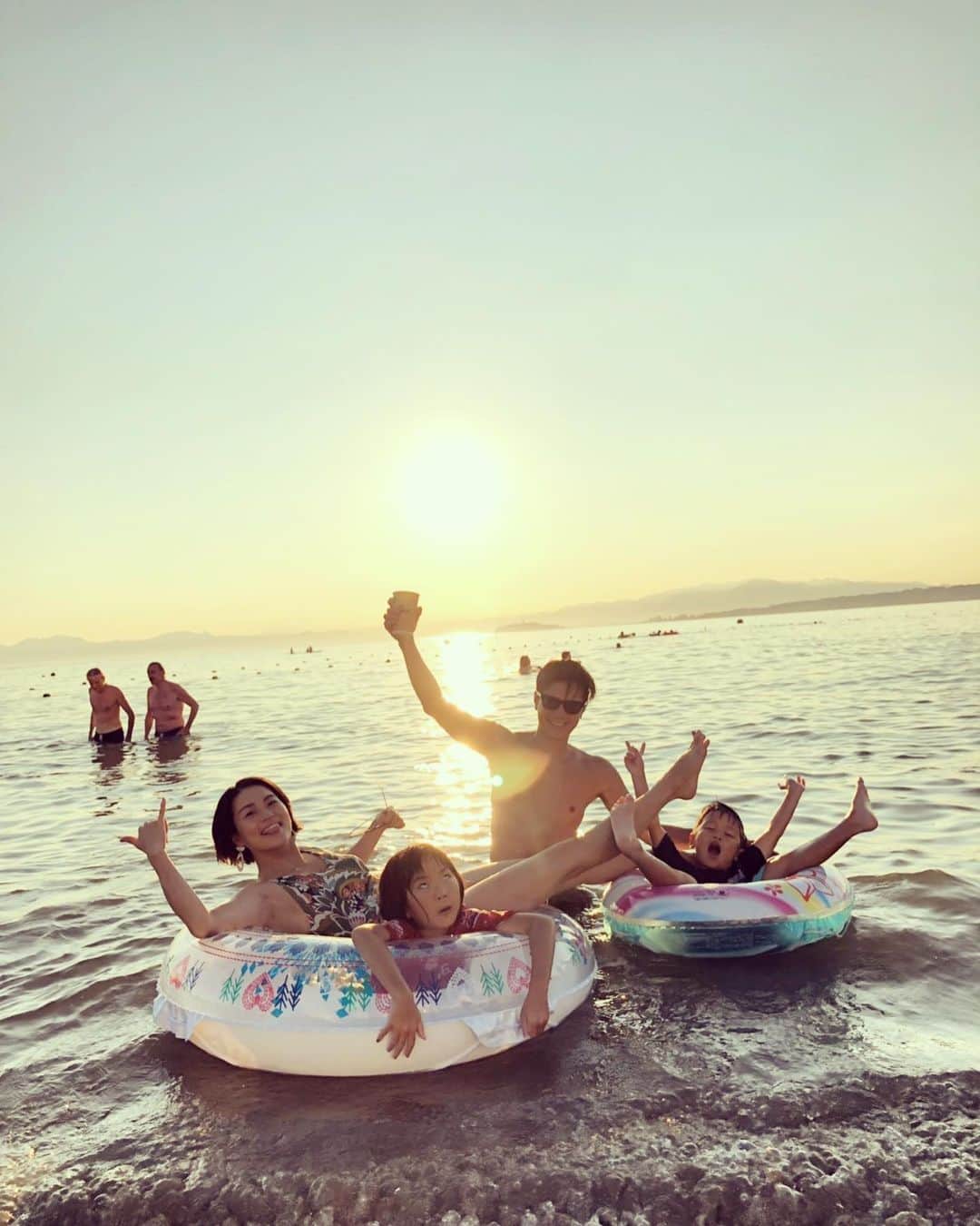 桃生亜希子のインスタグラム：「夏 🌞🙏 photo by @iiimono」