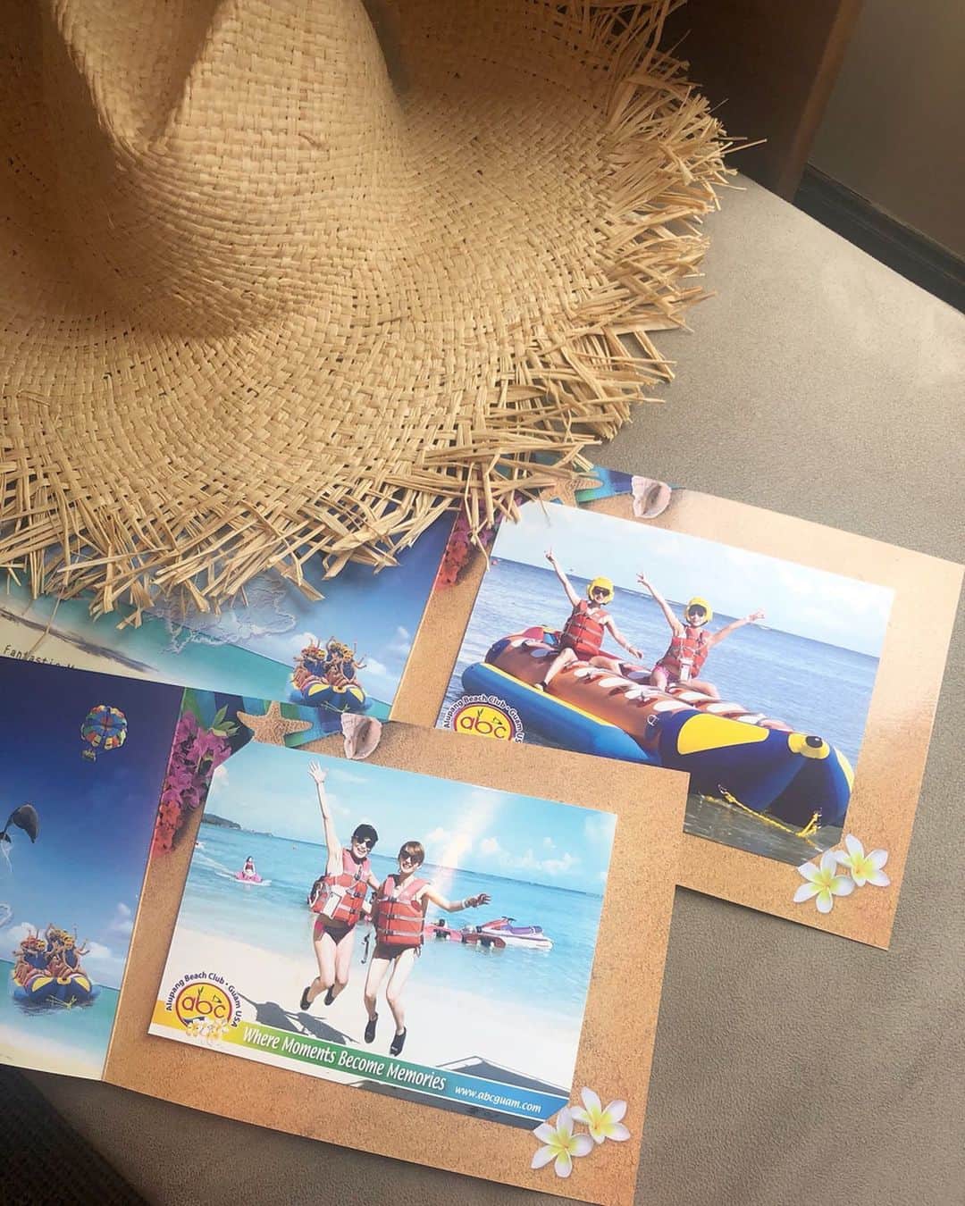 都築青空さんのインスタグラム写真 - (都築青空Instagram)「東京30度超える暑い夏だけど、 グアムは26度ほどで すんごく過ごしやすいんだなあ🍉 . . この写真ほんとにはしゃいでる😂 Thank you. ALUPANG BEACH CLUB GUAM⛵️ @abcguam.jp . . #ALUPANGBEACHCLUB #ALUPANGBEACHCLUBGUAM #ABCGUAM #guam #trip #guamtrip #beach  #guambeach #bikini #bananaboat #jetski #parasailing  #グアム #グアムビーチ#グアム旅行 #バナナボート  #ジェットスキー #パラセーリング #女子旅  #リゾート旅 #ビーチ #海 #あおぞら旅日記」8月6日 18時56分 - aozora723