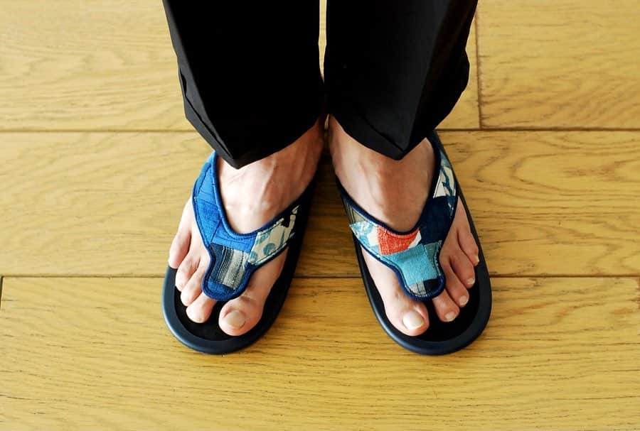 wonder_mountain_irieさんのインスタグラム写真 - (wonder_mountain_irieInstagram)「_ JoJo × itten. / ジョジョ×イッテン "BEACH SANDAL -Antique Natural indigo" ￥42,120- _ 〈online store / @digital_mountain〉 http://www.digital-mountain.net/shopdetail/000000007803/ _ 【オンラインストア#DigitalMountain へのご注文】 *24時間受付 *15時までのご注文で即日発送 *1万円以上ご購入で送料無料 tel：084-973-8204 _ We can send your order overseas. Accepted payment method is by PayPal or credit card only. (AMEX is not accepted)  Ordering procedure details can be found here. >>http://www.digital-mountain.net/html/page56.html _ 本店：#WonderMountain  blog>> http://wm.digital-mountain.info/blog/20190806-1/ _ #jojosandal #itten. #祇園ない藤 #ない藤 #イッテン _ 〒720-0044 広島県福山市笠岡町4-18 JR 「#福山駅」より徒歩10分 (12:00 - 19:00 水曜定休) #ワンダーマウンテン #japan #hiroshima #福山 #福山市 #尾道 #倉敷 #鞆の浦 近く _ 系列店：@hacbywondermountain _」8月6日 19時27分 - wonder_mountain_