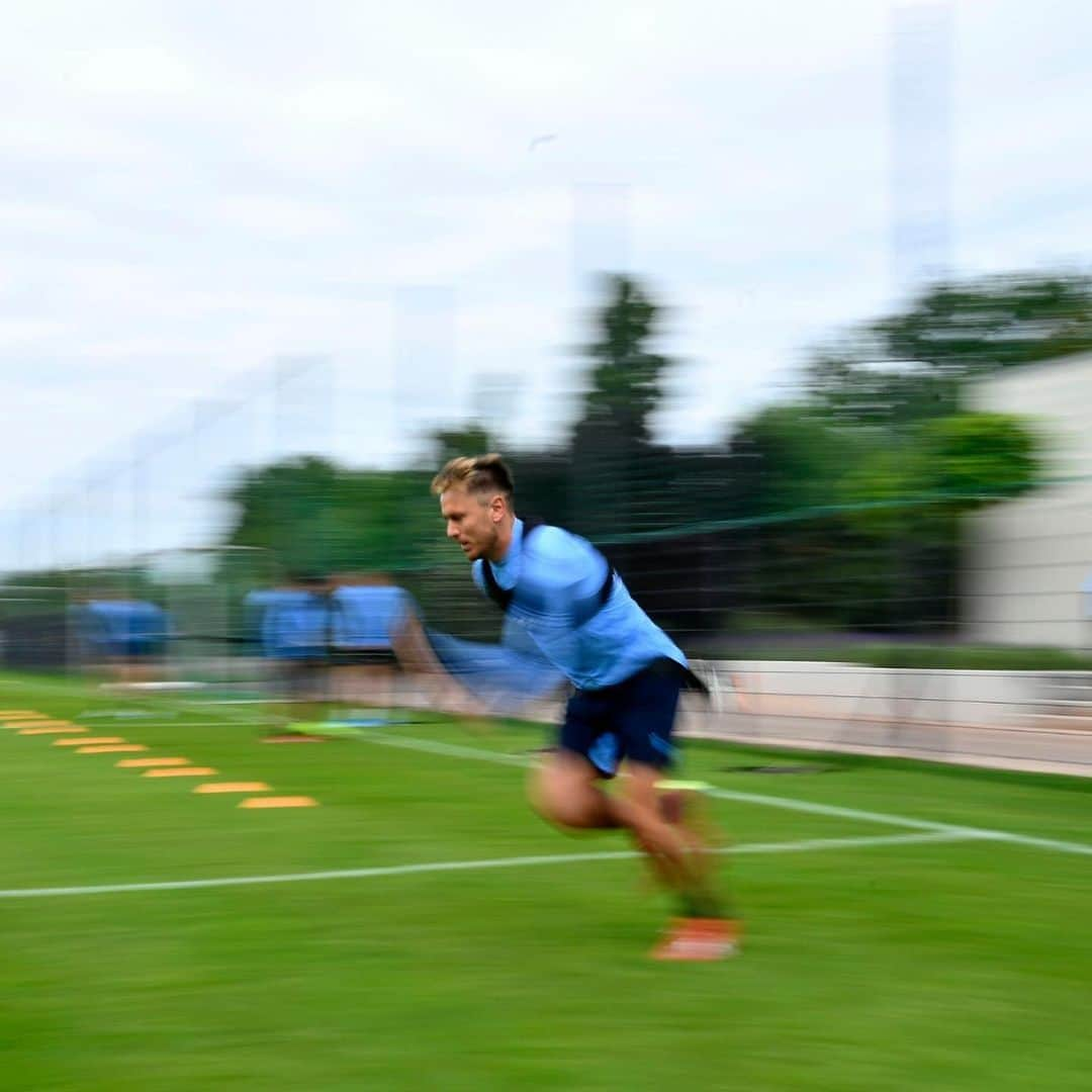 パトリックさんのインスタグラム写真 - (パトリックInstagram)「🏃🏼‍♂️💨 #preseason #germany #pg4 @marco_rosi_photographer」8月6日 20時04分 - patric6