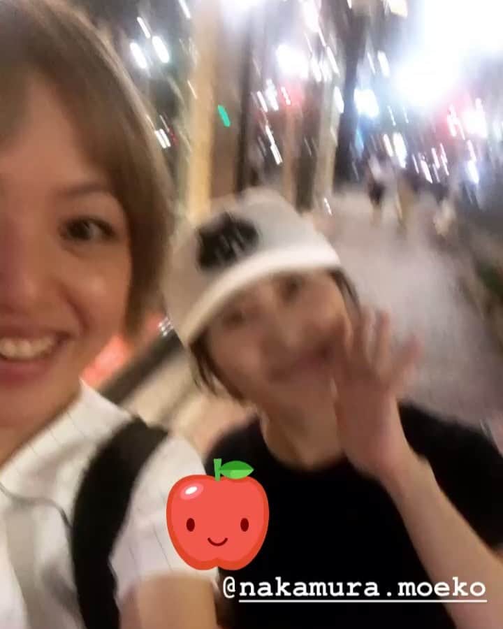 五十鈴ココのインスタグラム：「もえぴぴと久しぶりのデート 2015年のミュージカル共演以来の仲  天使の歌声 ぴぴ  レミゼラブル、博多公演も 身体に気をつけてファイト☺️♥️」