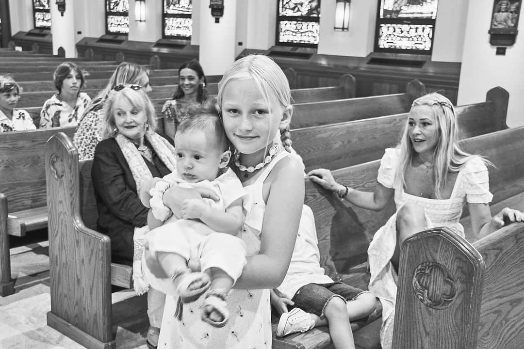 ベン・ワッツさんのインスタグラム写真 - (ベン・ワッツInstagram)「Baby 👶 Wynstons big day ..... thank you to all family & friends that made the day so special and especially my love @xgabriela .  #baptism #babywynston #family #friends #benwatts #montauk」8月6日 20時19分 - wattsupphoto