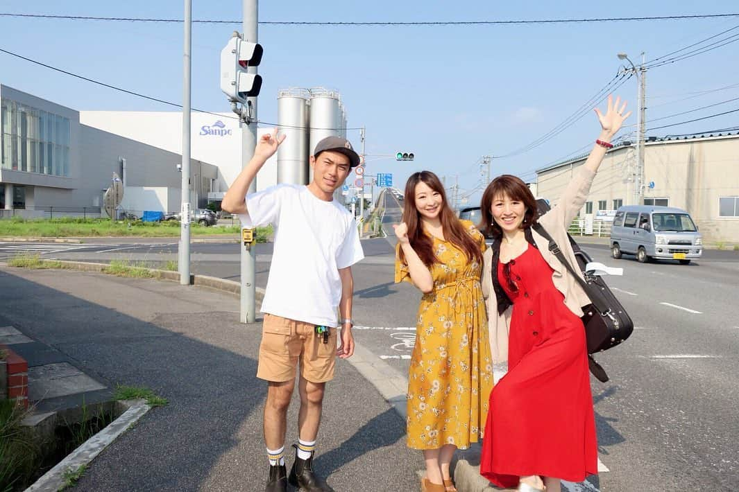 歩りえこさんのインスタグラム写真 - (歩りえこInstagram)「ベタ踏み坂にて、山瀬理桜さん、たけだバーベキューさんと  #ベタ踏み坂 #米子 #たけだバーベキュー さん #山瀬理桜 さん #島根県 #鳥取県」8月6日 20時48分 - riekoayumi