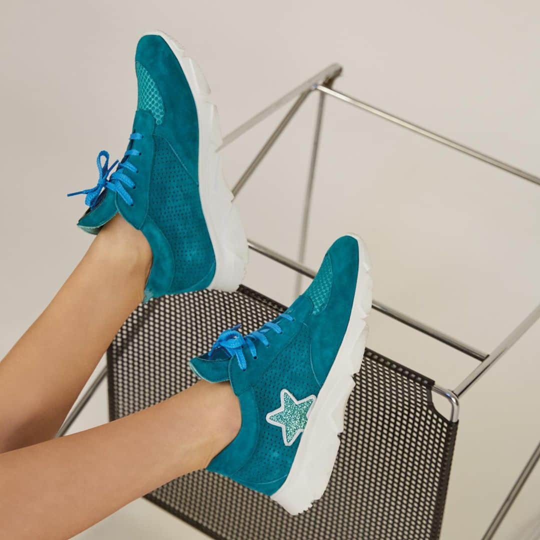 ジャンカルロパオリさんのインスタグラム写真 - (ジャンカルロパオリInstagram)「Sneakers are always the best choice! Discover www.giancarlopaoli.com for more. Our selected items are on sale.  #Sneakers #Woman #Shoes」8月6日 21時06分 - giancarlopaoli