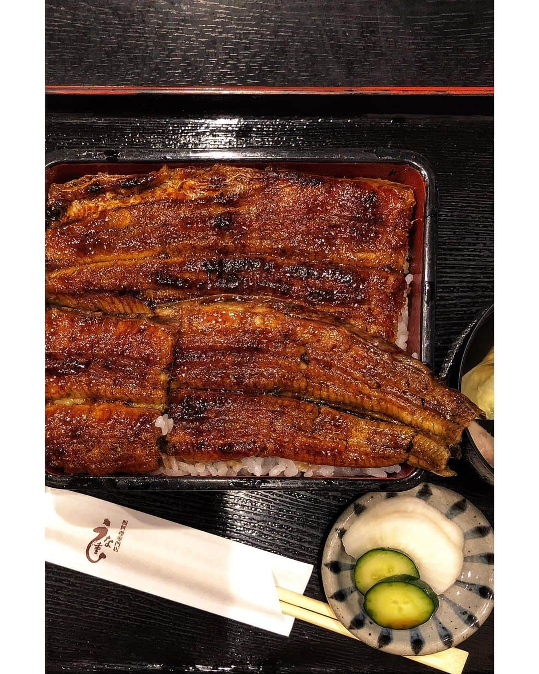 Ryoko Yunokiのインスタグラム：「+ + + A wonderful Unagi eel dish for hot summer day😋 + + + #throwback #土用の丑の日 #うな重 #元町通」