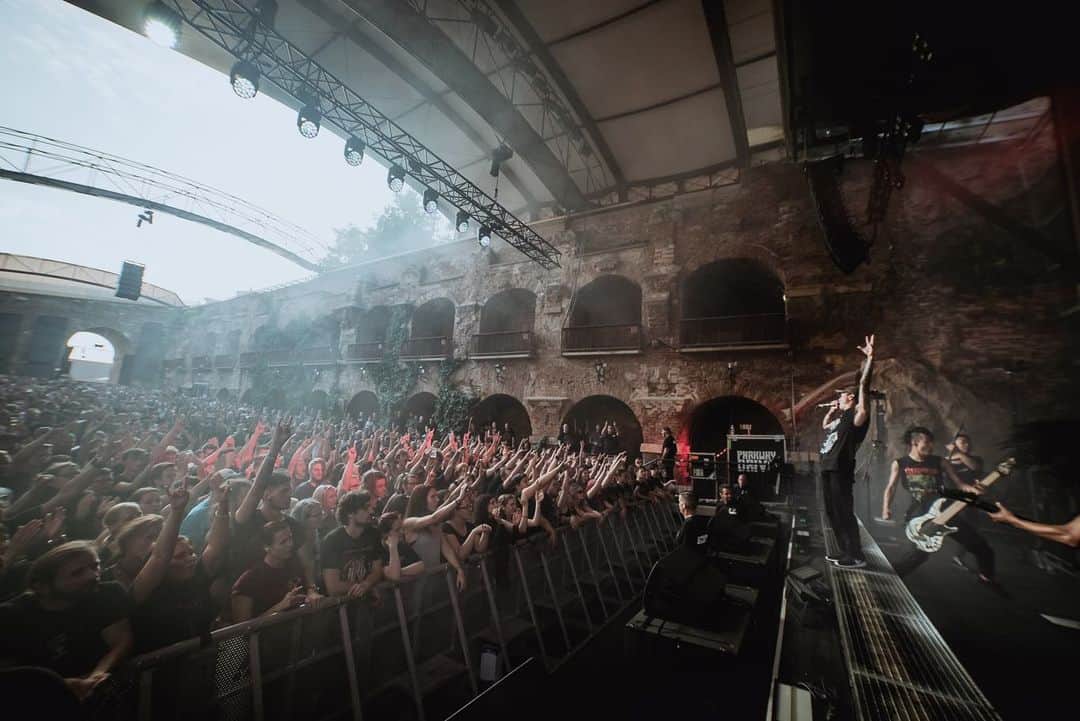 Crystal Lakeさんのインスタグラム写真 - (Crystal LakeInstagram)「Thank you Graz, Austria last night with @parkwaydriveofficial and @thyartinstagram! That’s soooooo great! Thanks guys.  Hey Bratislava, Slovakia 🇸🇰 Your turn tonight. This is our very first time to play in Slovakia! Let’s rage!! Photo: @johngyllhamn  #CrystalLake #ParkwayDrive #ThyArtIsMurder #Helix #WorldTour2019 #ReverenceEUUKsummer2019」8月6日 21時49分 - crystallake777