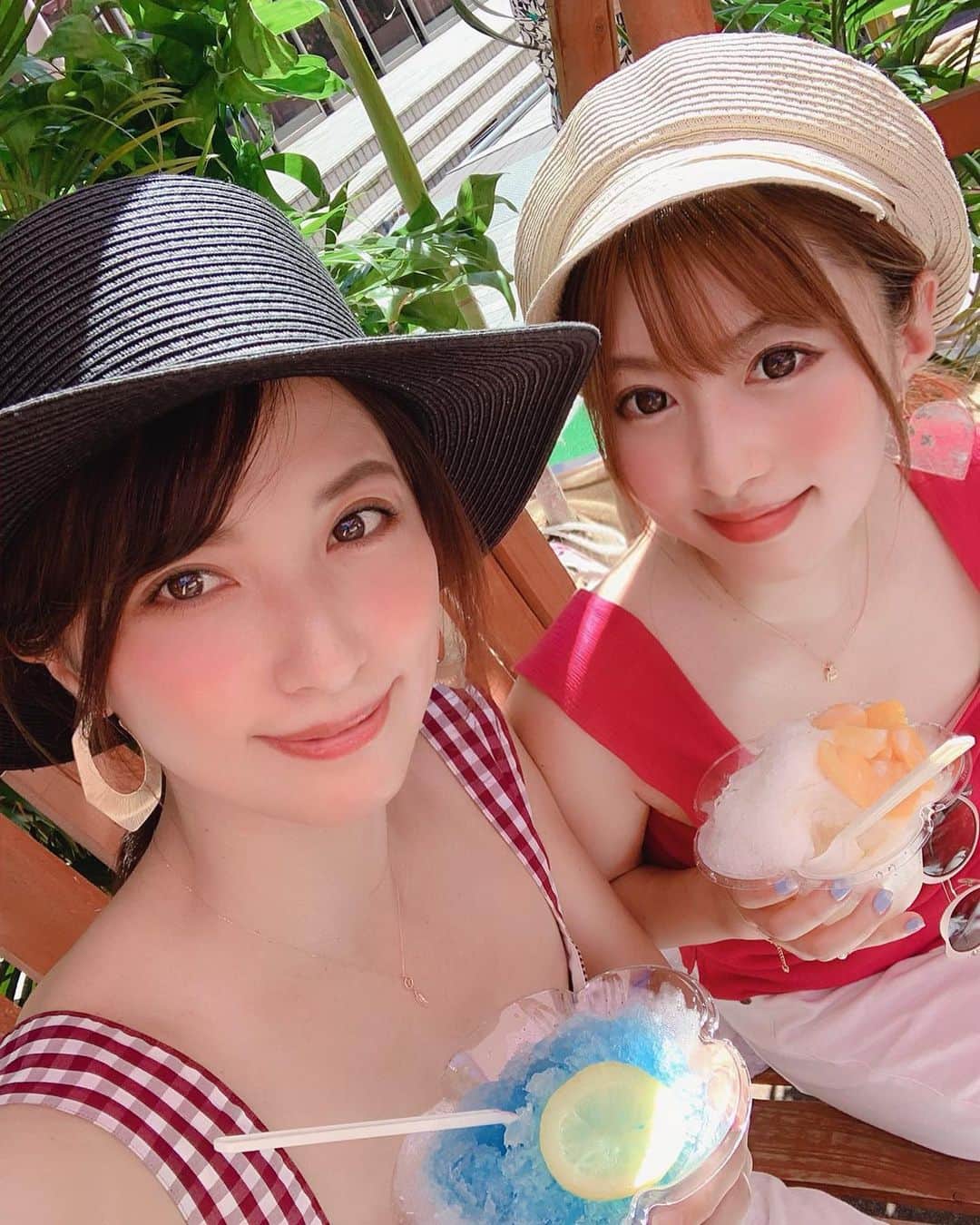 成瀬心美さんのインスタグラム写真 - (成瀬心美Instagram)「❤️ . ツーショット撮りすぎて 載せきれナーーーイ！ . . #selfie #friends #pink #redbrickbeach #yokohama #instapic #followｍe」8月6日 21時54分 - coco3ndazo