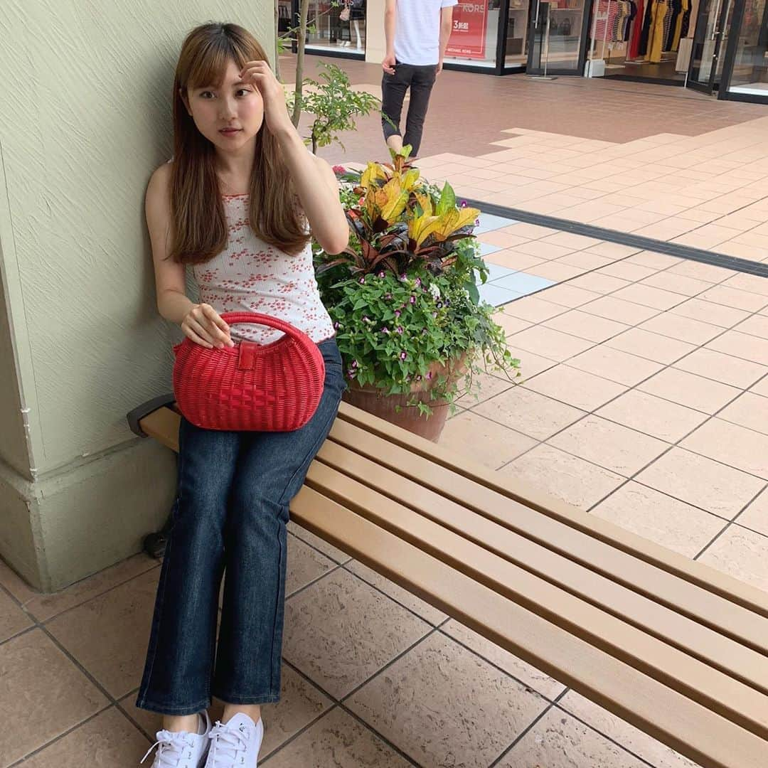 林萌々香さんのインスタグラム写真 - (林萌々香Instagram)「差し色の赤🌹  #moka_👗」8月6日 22時40分 - momoka_hayashi