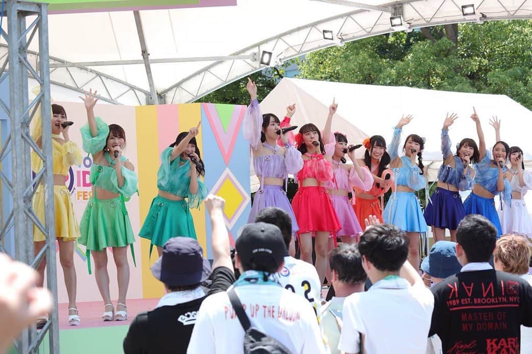 松本愛花のインスタグラム：「🎤 * * * * 私にとって初めてのTIFの ステージ🎤 TIFのステージに立つこと ひとつの夢でもありその夢が今年の夏スパガのメンバーとして叶えることが出来た事 心の底から嬉しく幸せです......💗 皆さんには感謝の気持ちでいっぱいです！ * * アイドルになって 本当によかった！！！！‪♥︎ * * これからもっと 沢山の方に出会えますように * * * * #スパガ #idol #TIF2019 #TIF #夏」