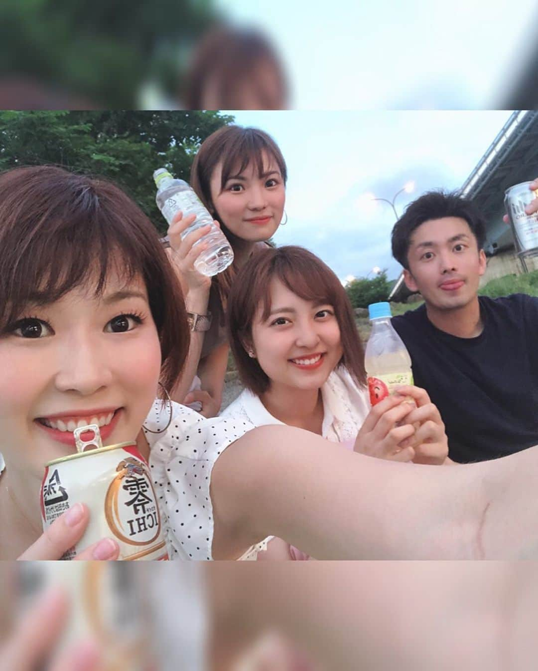 小松千絵さんのインスタグラム写真 - (小松千絵Instagram)「河口湖花火大会へー✨ 夏らしいことできた✨  #花火の写真は #村上君カメラ #さすが #ベストポジションゲット #河口湖 #河口湖花火大会 #夏満喫 #夏 #花火 #打ち上げ花火 #山梨 #涼しくてよかった #アナウンサー #村上幸政 #森田絵美 #荒木美穂 #小松千絵」8月6日 22時54分 - komao_chie