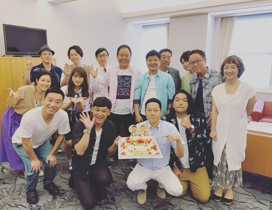 宮田麺児のインスタグラム：「ありがとうマルコポロリ！みんなありがとう 明日で44 才 うそやろ！？ #マルコポロリ#誕生日#8月7日#てつじ」