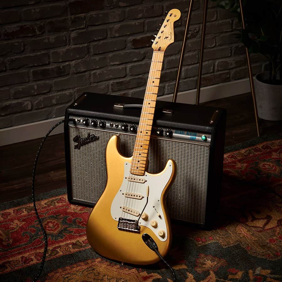 Fender Guitarさんのインスタグラム写真 - (Fender GuitarInstagram)「A modern classic, the Lincoln Brewster Stratocaster combines timeless body contours and vintage style with updated features for the modern player. Features including DiMarzio Area pickups, a custom-made preamp boost and compound-radius fingerboard hint at the soulful and dynamic playing style that has inspired and uplifted countless fans over the course of @lincolnbrewsterofficial’s 25-year career. Click the link in bio for more.」8月7日 1時03分 - fender