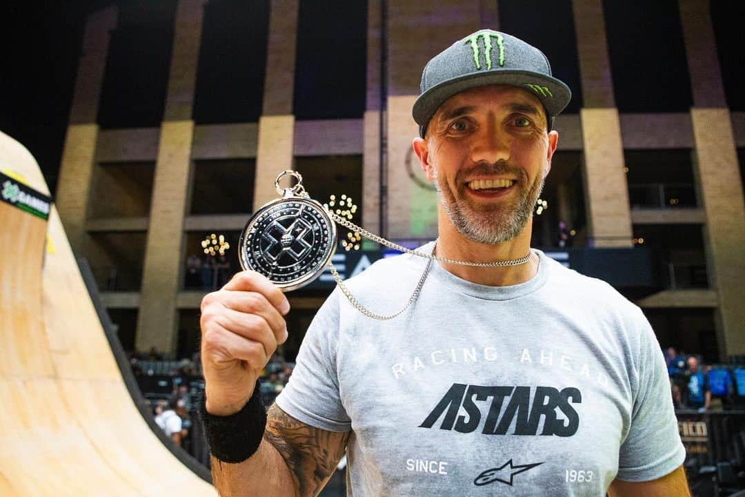 モンスターエナジーさんのインスタグラム写真 - (モンスターエナジーInstagram)「Congratulations to all of our athletes and medal winners that battled it out on one of the world’s biggest stages at @xgames 🙌🏻 ⠀⠀⠀⠀⠀⠀⠀⠀⠀ @nyjah 🥇🥈 @jarrydmcneil 🥇🥉 @mikevargabmx 🥇 @sheenyfmx 🥈🥉 @jackostrong 🥈🥉 @bhud96 🥈 @jamiebestwick 🥈 @lizziearmanto 🥉 @malignobmx 🥉 ⠀⠀⠀⠀⠀⠀⠀⠀⠀ #UnleashedatX #XGames #Skateboarding #Motocross #BMX #MonsterEnergy」8月7日 1時17分 - monsterenergy