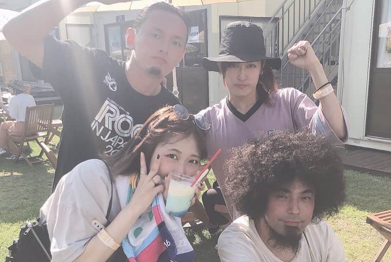 セキはん（コロナナモレモモ）さんのインスタグラム写真 - (セキはん（コロナナモレモモ）Instagram)「ロッキン2019 8/3 4の思い出🥺アゲイン (打った長文 エラーで飛んで書き直す気力なかった💕) オメでた WING TENTトリ⛩✨ photo:ゆうと。  忘れらんねえよ LAKE STAGEトリ⛩✨ 「踊れ引きこもり」 例のパートゲストVo.  DJバジル&ガリfrom魔法少女になり隊 BUZZ STAGE ゲストVo. おニャン子 推しメモ 娘。 歌って踊った photo:hub  #ロッキン #ロッキン2019 #rijf #rijf2019 #オメでたい頭でなにより #忘れらんねえよ #魔法少女になり隊」8月7日 1時41分 - skeihan_ome