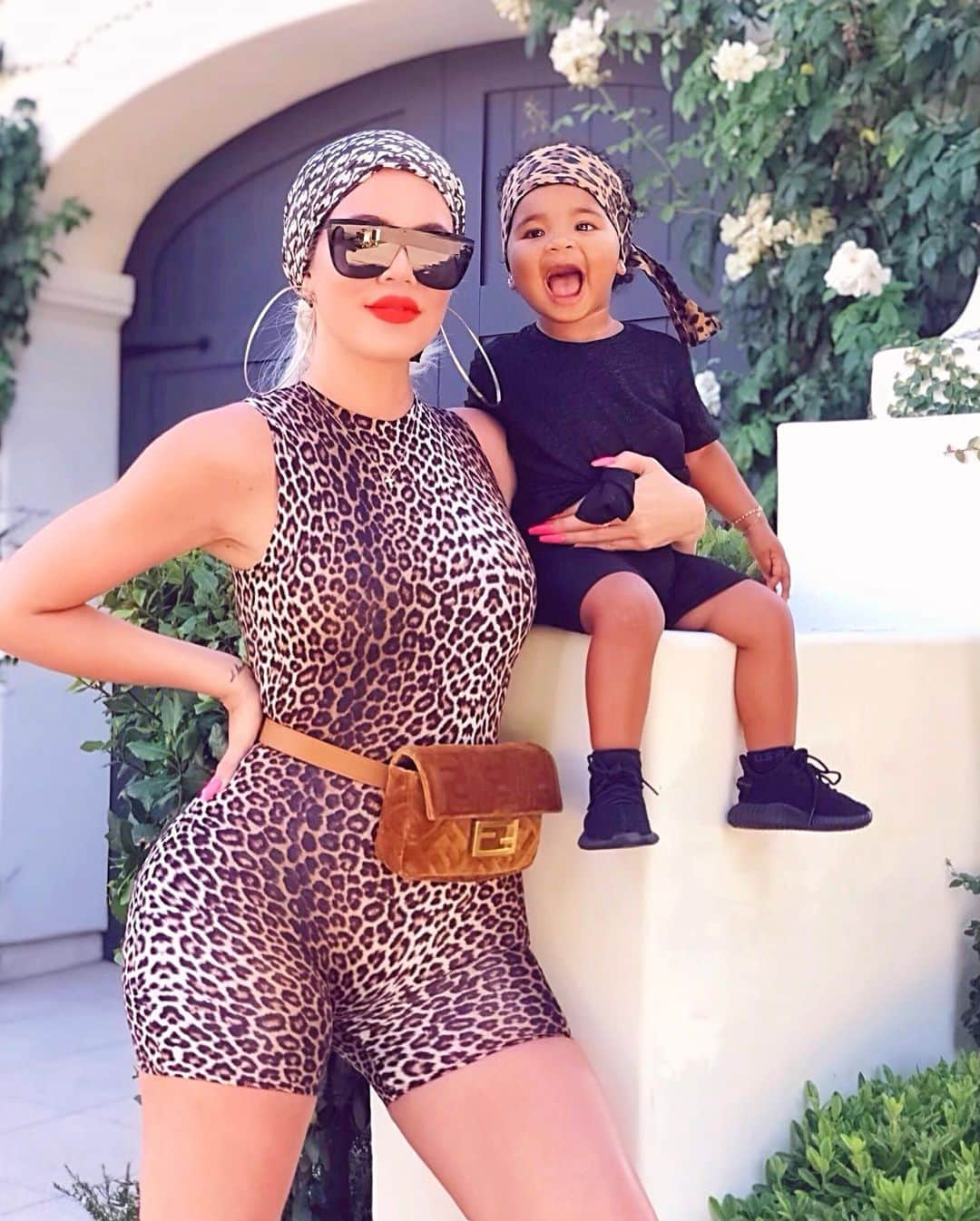 クロエ・カーダシアンさんのインスタグラム写真 - (クロエ・カーダシアンInstagram)「A leopard and her cub 🐆」8月7日 2時01分 - khloekardashian