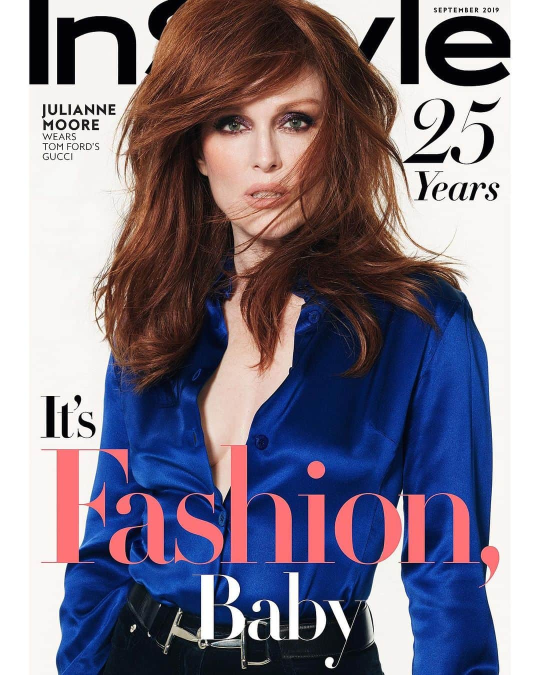 Just Jaredさんのインスタグラム写真 - (Just JaredInstagram)「@juliannemoore is a total bombshell on the cover of @instylemagazine’s 25th anniversary issue, which features the return of 14 former cover stars! #JulianneMoore #JenniferAniston #CameronDiaz #JenniferGarnee Photos: @instylemagazine」8月7日 2時31分 - justjared