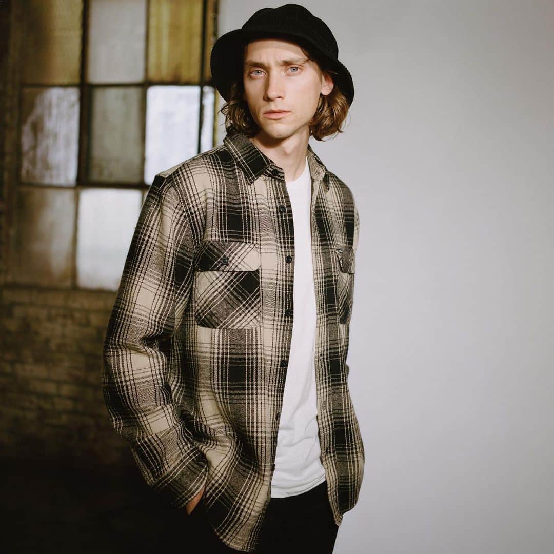 のインスタグラム：「Introducing our Fall 2019 Collection, built for the independent thinkers, makers, and doers. Timeless style in our premium apparel and accessories for those who live to show up proper every single day.  Link in Bio. #doneproper #brxtn #brixton」