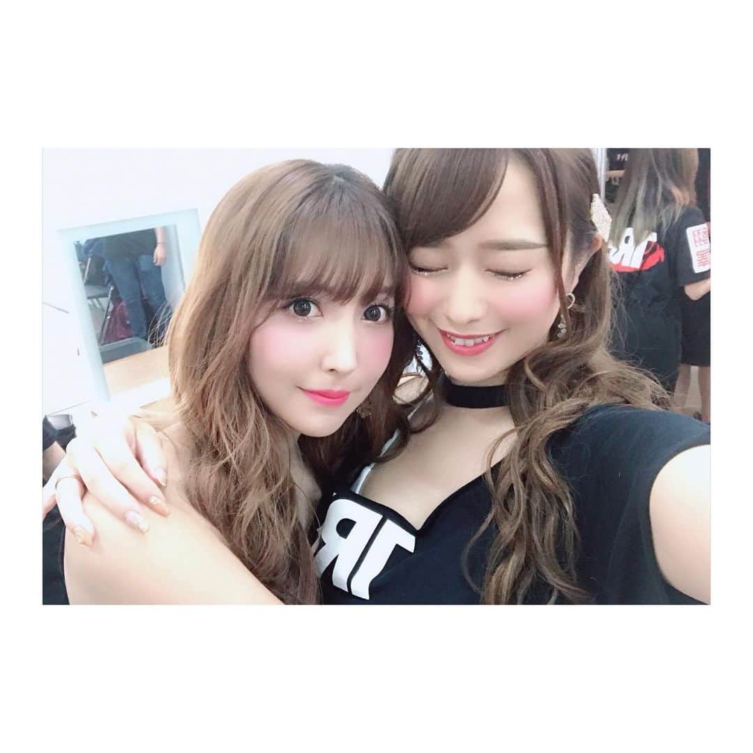 白石茉莉奈さんのインスタグラム写真 - (白石茉莉奈Instagram)「. #まりゆあ ③🙈💖💖💖 #TRE」8月7日 3時34分 - marina_shiraishi_official