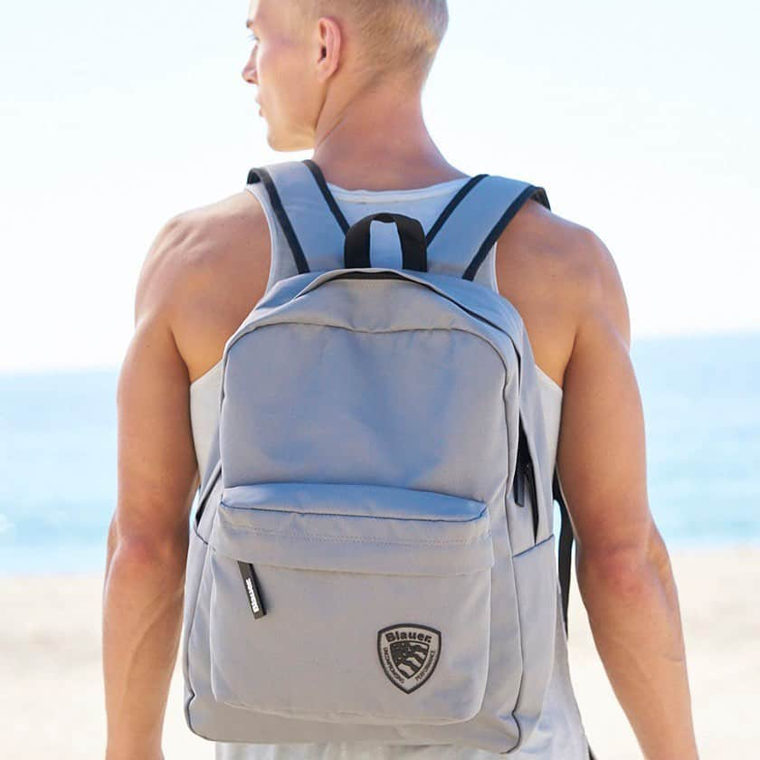 ブラウアーさんのインスタグラム写真 - (ブラウアーInstagram)「When are you headed for the beach next time? Take a look @ blauerusa.com #Blauer #Blauerusa #SpringSummer2019 #backpack」8月7日 3時56分 - blauerusa