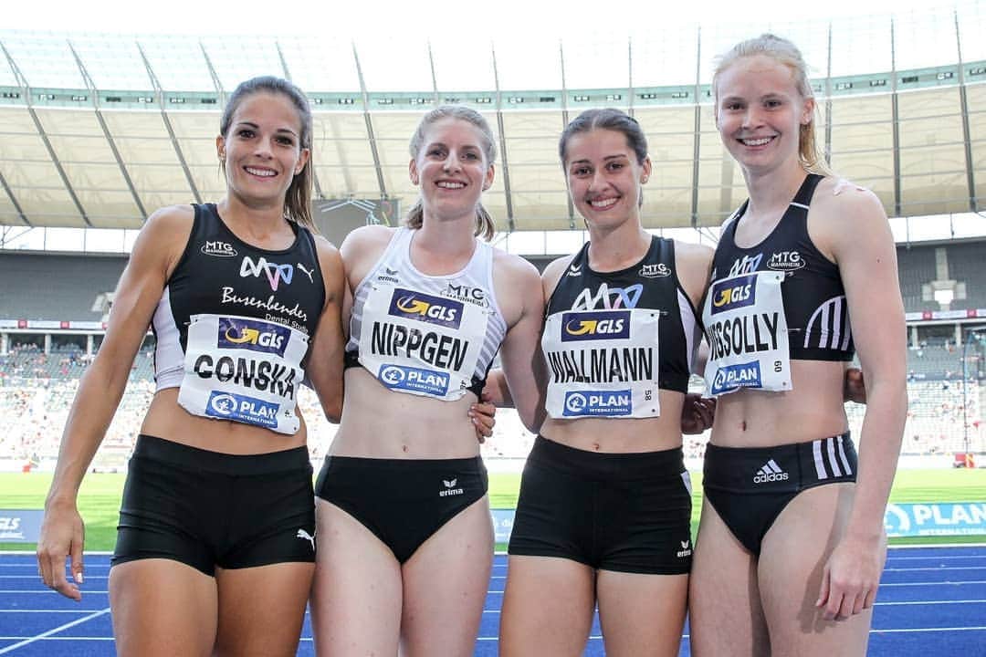Jessica-Bianca WESSOLLYさんのインスタグラム写真 - (Jessica-Bianca WESSOLLYInstagram)「Manchmal läuft es einfach nicht wie man es sich vorstellt... Mit der Titelverteidigung der 4x100m Staffel gingen die @diefinals_berlin2019 gut für mich los 👍 Über die 200m habe ich dann leider nicht ins Rennen gefunden und musste mich mit Bronze zufrieden geben 🤷🏼‍♀️ Solche Tage gibt es leider. Jetzt heißt es den Wettkampf abzuhaken und am Wochenende bei den @etch2019 🇵🇱 neu anzugreifen 💪  Danke für die Bilder @difusswinkel ! 📸  #adidas #adidasrunning #AdiJess #nationals #trackandfield #berlin #4x1 #200m #mtgmannheim #mvvenergie」8月7日 5時10分 - jessicabiancawessolly