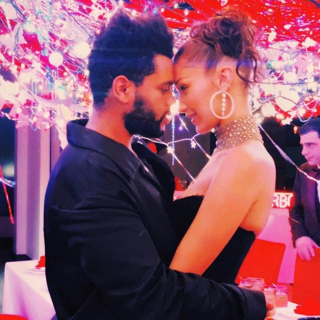 ELLE Magazineさんのインスタグラム写真 - (ELLE MagazineInstagram)「#BellaHadid and #TheWeeknd have called it quits again 💔 Link in bio for everything we know so far.」8月7日 5時27分 - elleusa