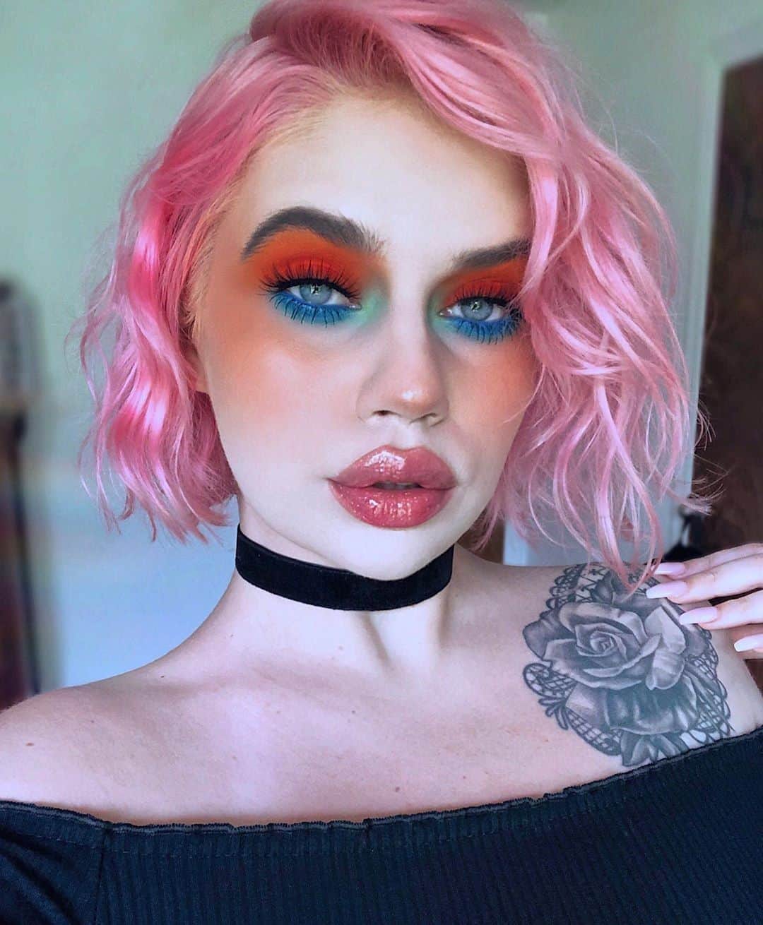 NYX Cosmeticsさんのインスタグラム写真 - (NYX CosmeticsInstagram)「@laurenrohrer packs on the pigment with our NEW Modern Dreamer Shadow Palette 💥 She compliments this bright & bold #MOTD with our Filler Instinct Plumping Lip Gloss in 'Brunch Drunk' +  Fill & Fluff Eyebrow Pomade Pencil in 'Espresso' + Bare With Me Hydrating Cheek Tint in 'Detox Me' ⚡ Tap to shop this look 💕 || #nyxcosmetics #nyxprofessionalmakeup #crueltyfreebeauty」8月7日 5時59分 - nyxcosmetics