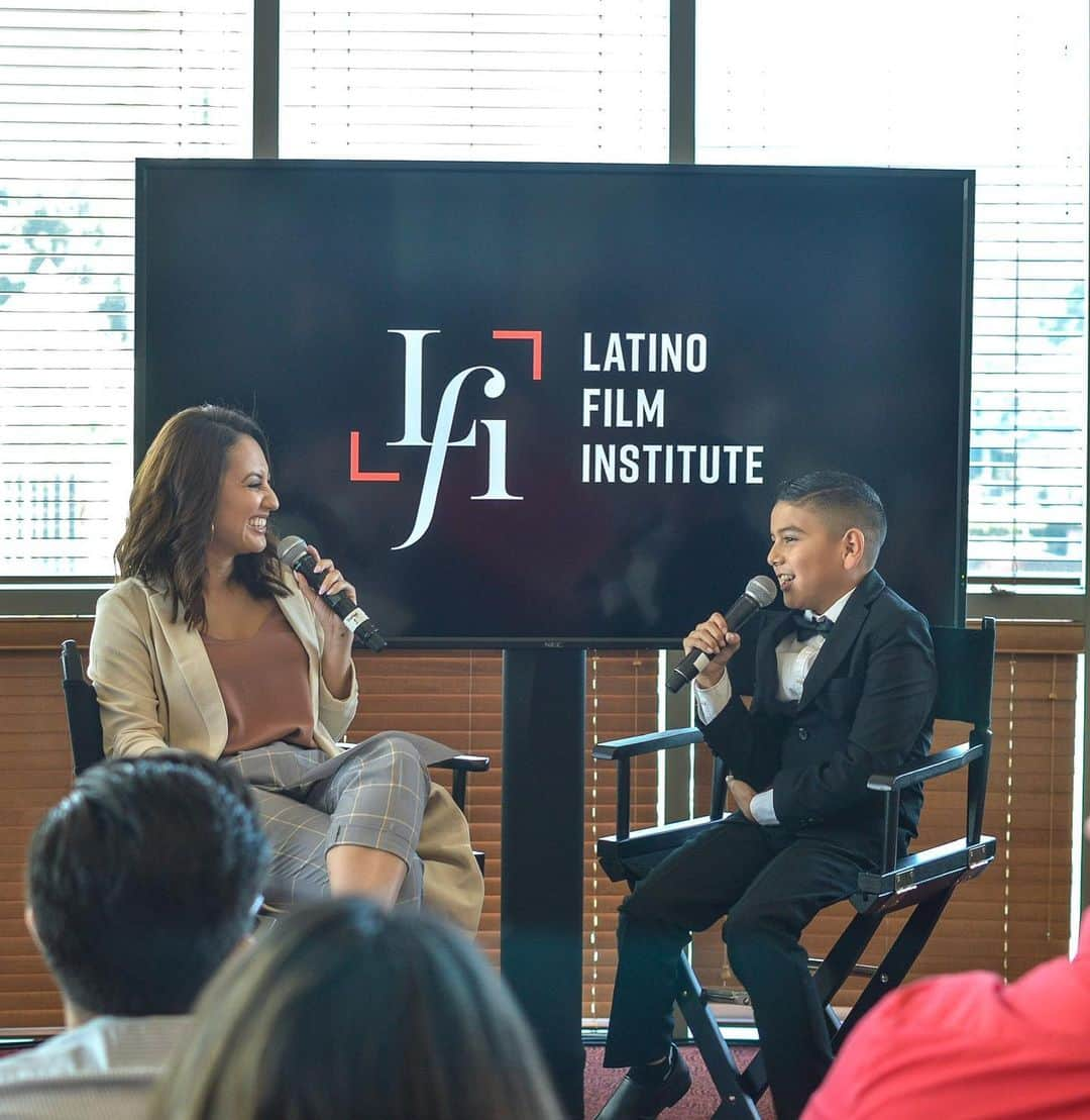 フランシア・ライサさんのインスタグラム写真 - (フランシア・ライサInstagram)「This past weekend I was given the opportunity to emcee El Desayuno at LALIFF, a special breakfast celebrating the launch of the Latino Film Insitute (LFI) and the Youth Cinema Project. Thank you Edward James Olmos for creating a platform for LatinX content and to everyone on the board for having me. It took everything in me to not say “busti-que la! Es un bra!” 😂 It was truly a special weekend. #LALIFF #edwardjamesolmos #youthcinemaproject #didmyownmakeup」8月7日 6時23分 - franciaraisa