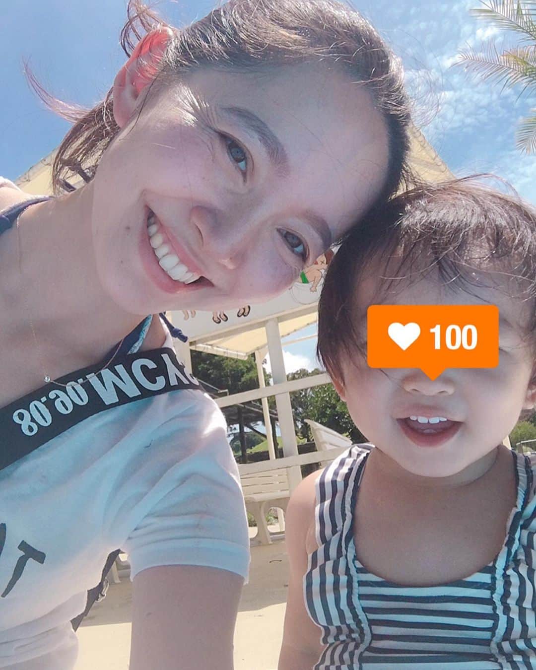 荒木麻里子さんのインスタグラム写真 - (荒木麻里子Instagram)「#つま恋ウォーターパーク に行って来ました！ 家から1時間もかからないけど、夏休みなので敢えて泊まりで…🏨 . 結果それが大正解で、朝からプール三昧でリゾート気分が味わえて、家事からも解放されて最高でした🏖💕 . 思ったより混んでなかったし子供達もかなり楽しんでいたので、しばらくは夏の定番になりそうです🏄‍♀️ . . . #家族旅行  #夏休み旅行  #家族旅行2019  #つま恋リゾート彩の郷  #つま恋リゾート  #つま恋プール  #プールデビュー  #プール三昧  #プール日和  #子連れ旅行  #子連れ旅  #子連れ旅行静岡  #waterpark  #familytravel  #familytrip2019  #tsumagoi  #tsumagoiresort  #traveljapan  #discoverjapan」8月7日 6時54分 - marilyn198612