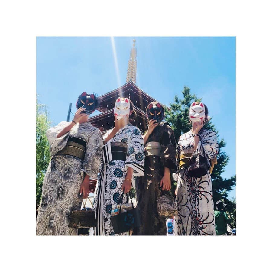 高崎愛梨のインスタグラム：「ぶらり浅草〜〜♪ ： #ピチレモン #ピチモ #asakusa #浅草 #浅草寺 #雷門 #花やしき #射的 #おみくじ #着物 #浴衣 #浴衣レンタル @kesatokyo」