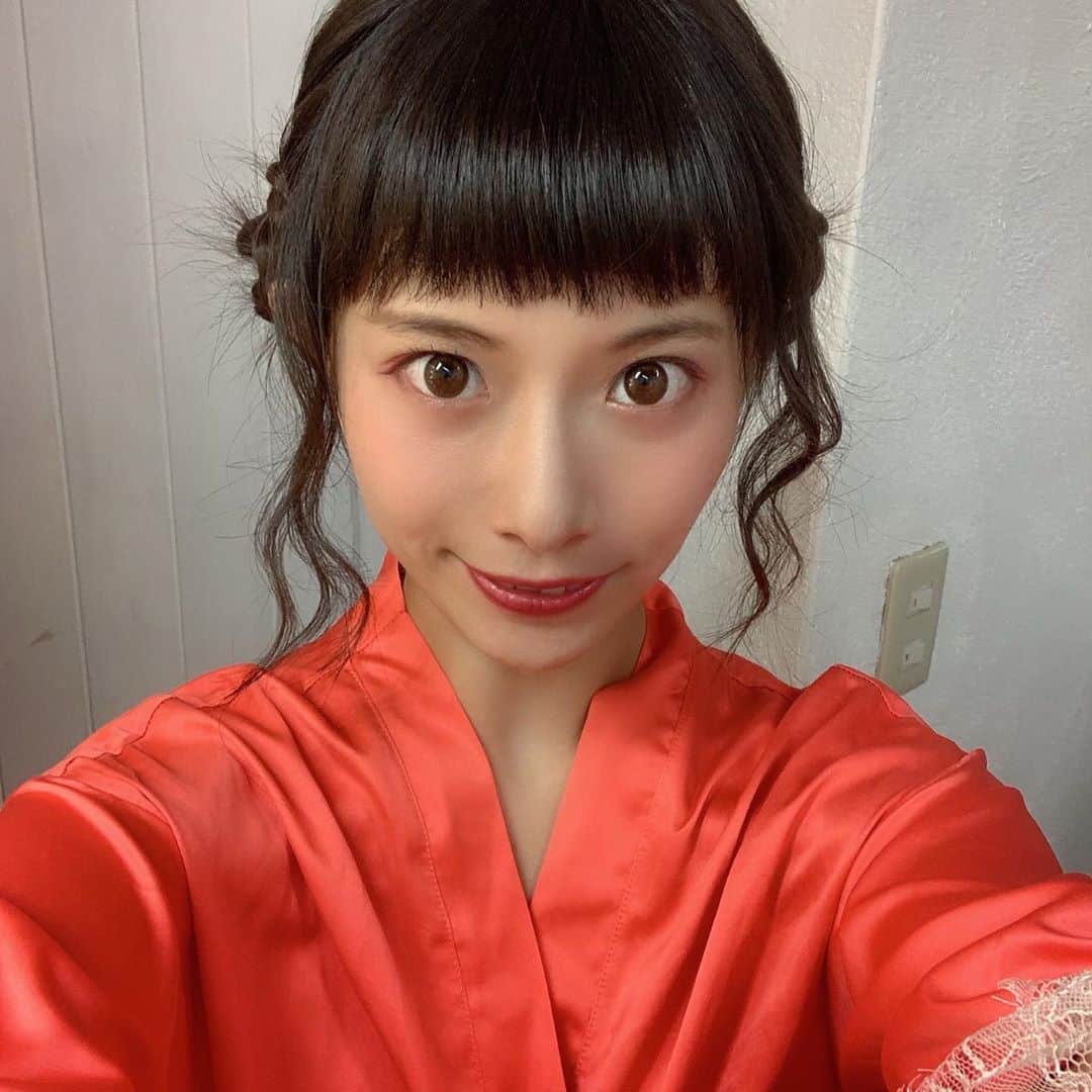 天津いちはさんのインスタグラム写真 - (天津いちはInstagram)「フルメイクしてもらったの(*ฅ́˘ฅ̀*)♡ 印象違うくない？  #japanese #japanesegirl #selfie #goodmorning」8月7日 8時06分 - ichichiha