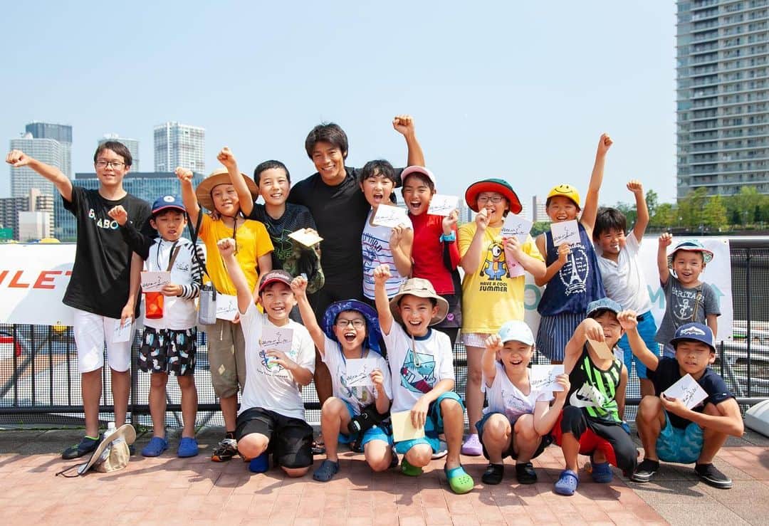 羽根田卓也さんのインスタグラム写真 - (羽根田卓也Instagram)「先日子どもたちと一緒にカヌーをしました！少しでもスポーツやカヌーの魅力が伝わったらいいな。 関係者の皆さまありがとうございました！  #WANGANACTION #三井不動産レジデンシャル  #athletesavejapan  #canoehome」8月7日 19時14分 - takuya_haneda