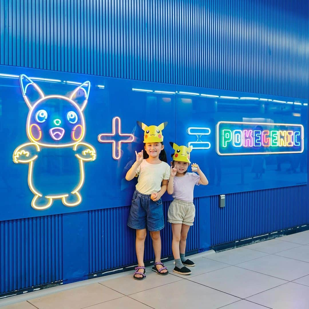 横浜市さんのインスタグラム写真 - (横浜市Instagram)「Pokémon decorations are all over the Minato Mirai area! Find them at Nippon Maru, MARK IS and more, and snap a “Pokégenic” shot for yourself! #myyokohama #pikachuoutbreak」8月7日 18時52分 - findyouryokohama_japan