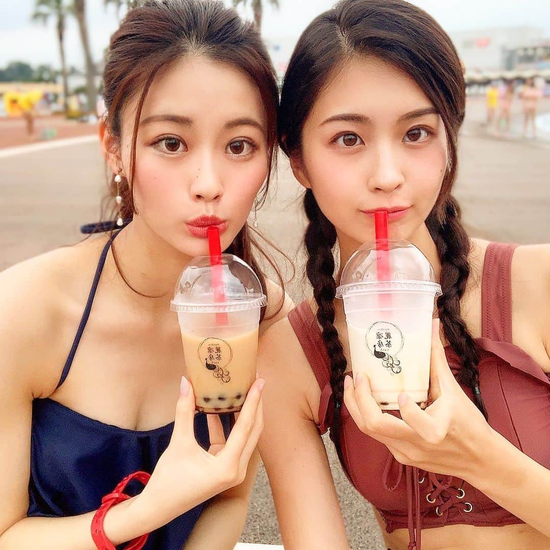 のインスタグラム：「. #タピオカ 休憩🥤 . #よみラン#夏#ナイトプール#よみランジェニック#よみうりランド#よみうりランドプール#プールWAI#プール#ウォータースライダー#ダイビングプール#三つ編み #水着#タピ #タピ活 #タピオカミルクティー #summer#pool#swimming#instagram」