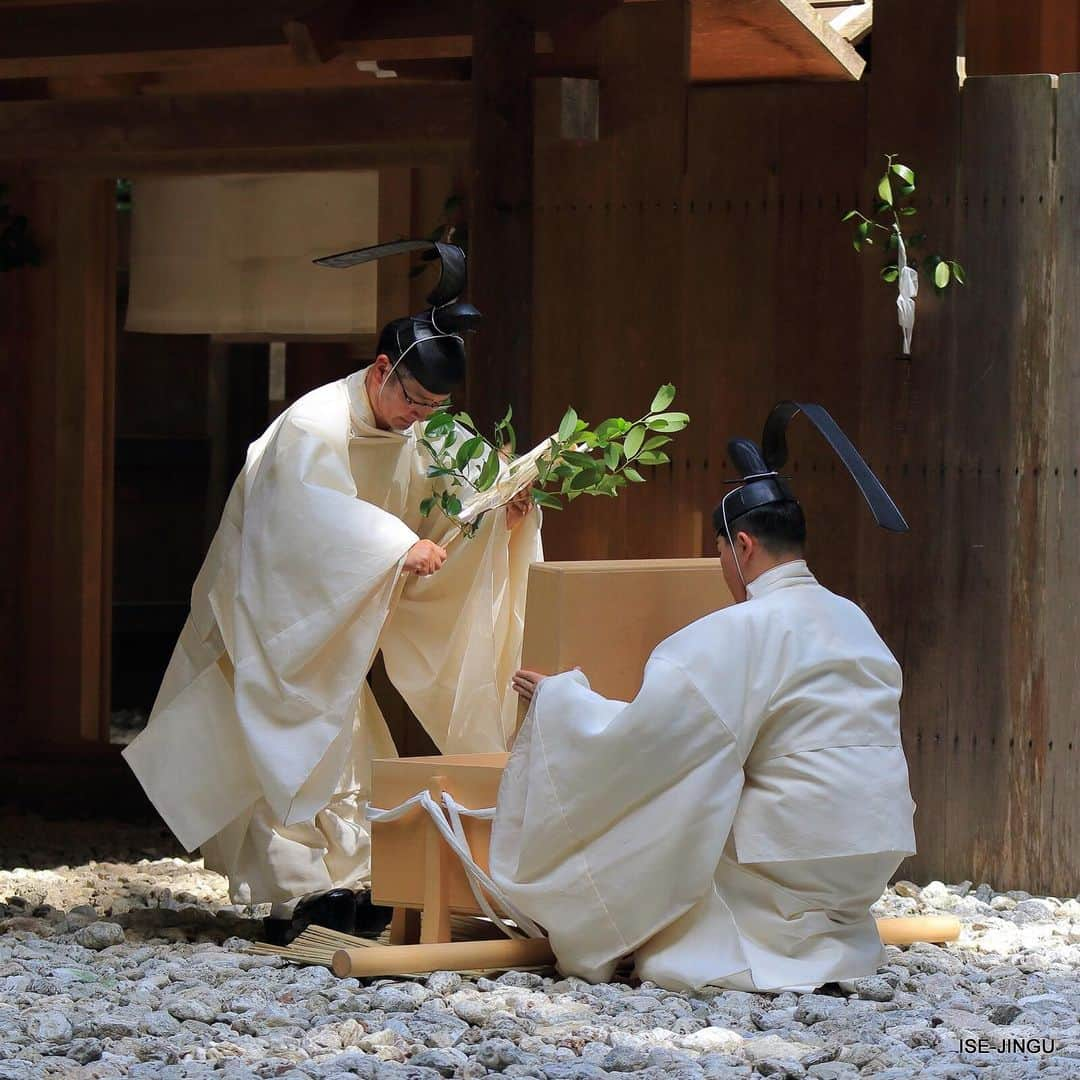 伊勢神宮さんのインスタグラム写真 - (伊勢神宮Instagram)「#伊勢神宮 #神宮 #神社 #心のふるさと #内宮 #風日祈宮 #風日祈祭 #ISEJINGU #JINGU #SOUL_of_JAPAN #Japan #Jinja #Shinto #Naiku #Kazahinomi_no_Miya #Kazahinomi_sai」8月7日 10時48分 - isejingu.official