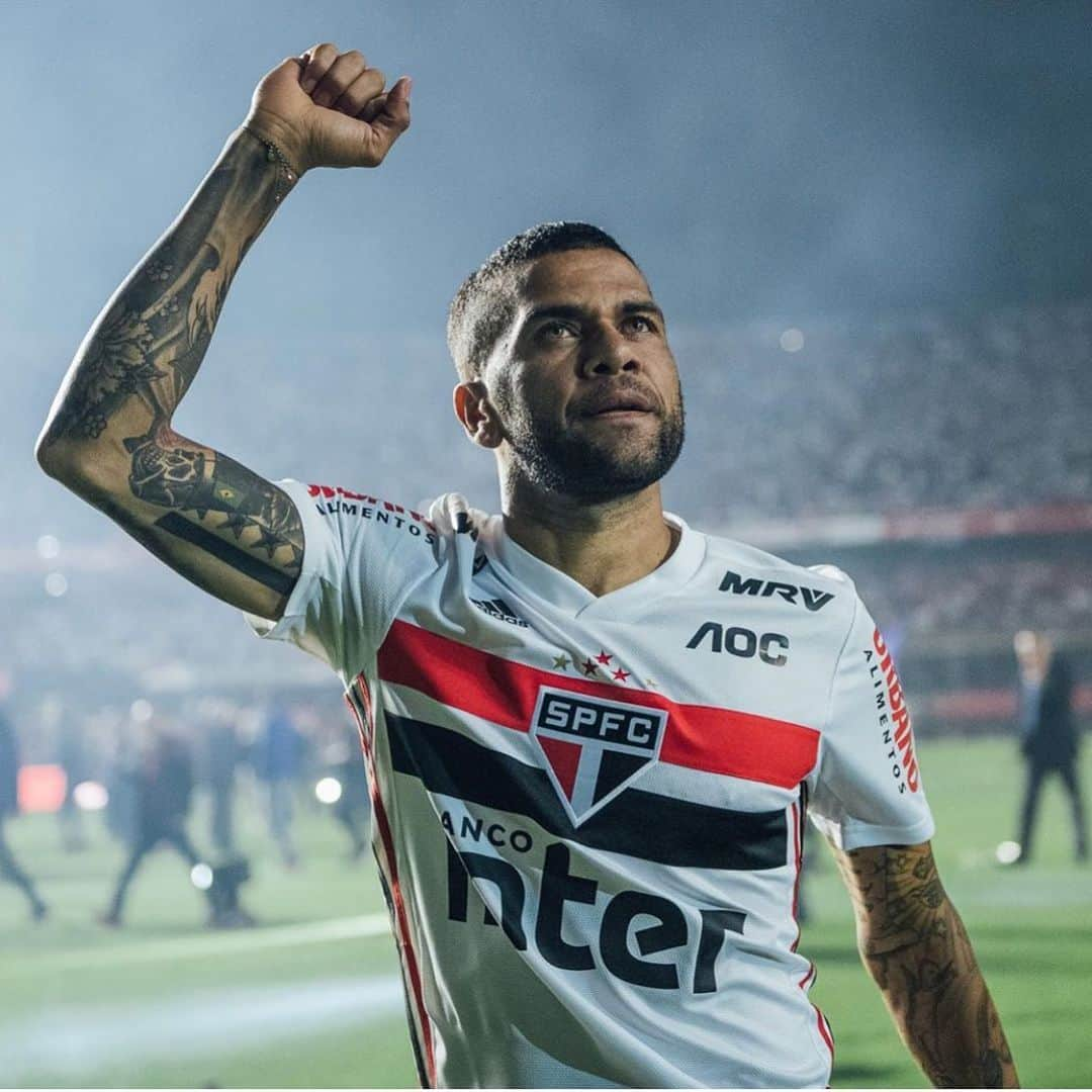 フェリペ・マッサさんのインスタグラム写真 - (フェリペ・マッサInstagram)「Bem vindo irmãozinho a sua casa !! @danialves @saopaulofc」8月7日 10時59分 - massafelipe