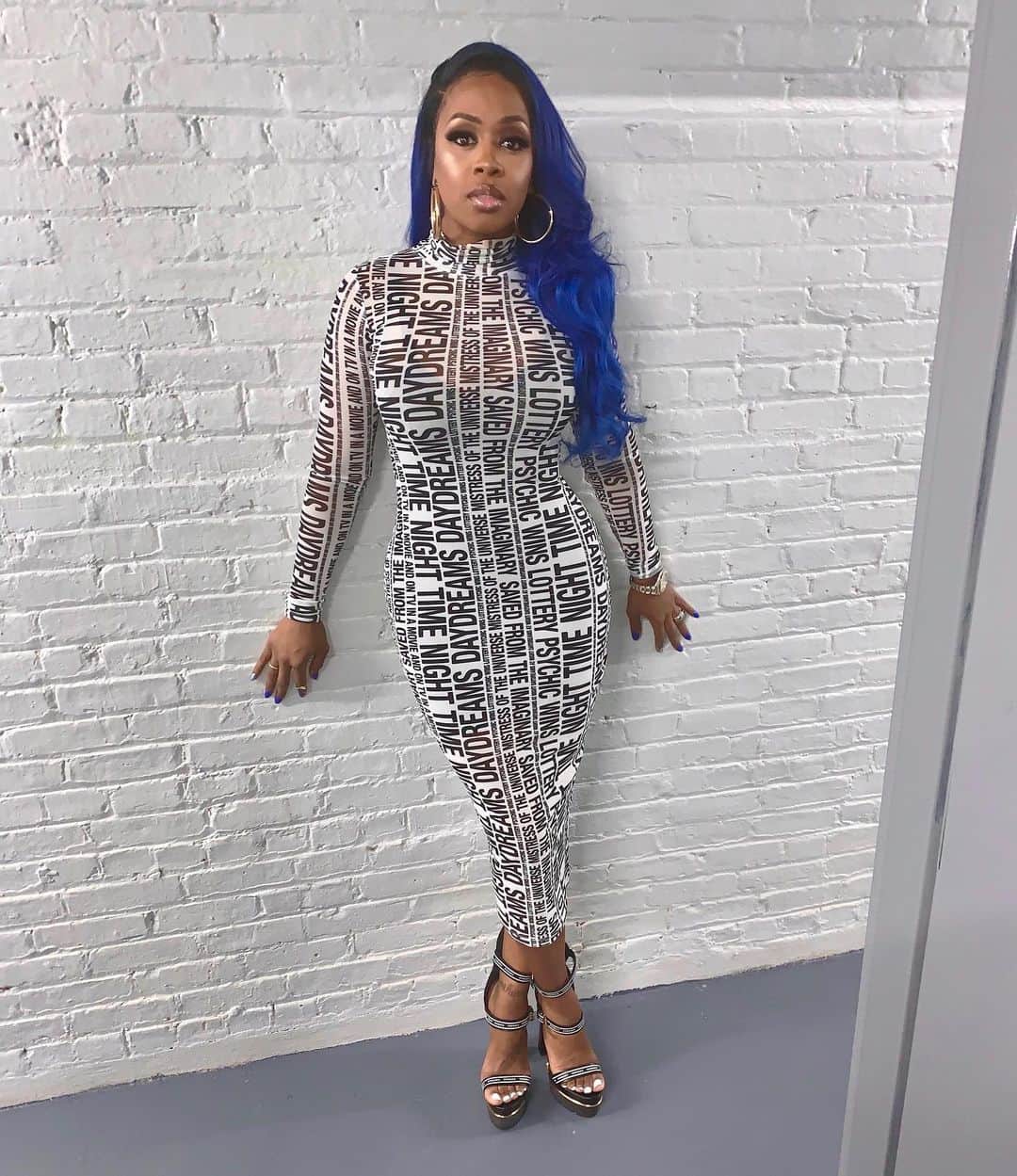 のインスタグラム：「@StateOfTheCultureShow is back !!! Watch it NOW! FIrst episode of the season airs tonight at 10pm EST on Revolt. You can also watch it on YouTube/RevoltTV #SOTC #RemyMa」