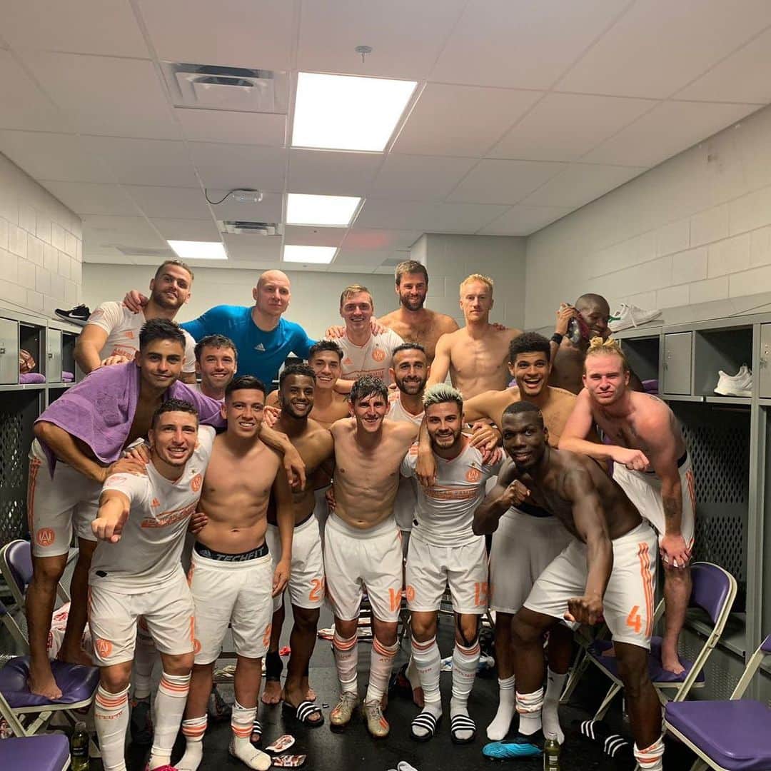 ブラッド・グザンのインスタグラム：「Professional performance on the road to find ourselves in the @opencup final!  Focus back to the @mls league for the weekend! Let’s go @atlutd  #uniteandconquer」