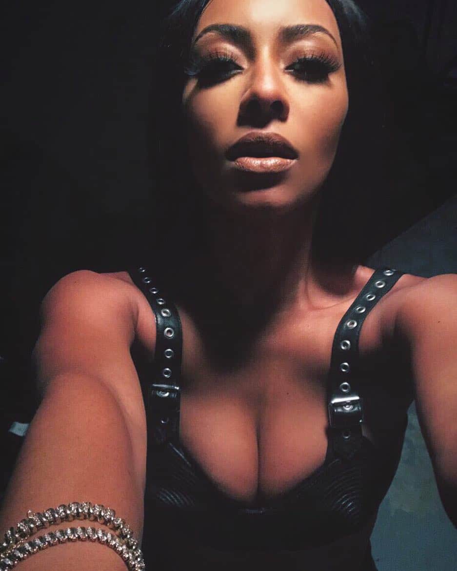 ケリー・ヒルソンのインスタグラム：「‪I don't believe in revenge, retaliation, or payback. Why? It's not true to who I am. I don’t enjoy hurting people even if they’ve hurt me. Also...God will handle it better than I ever could.‬」